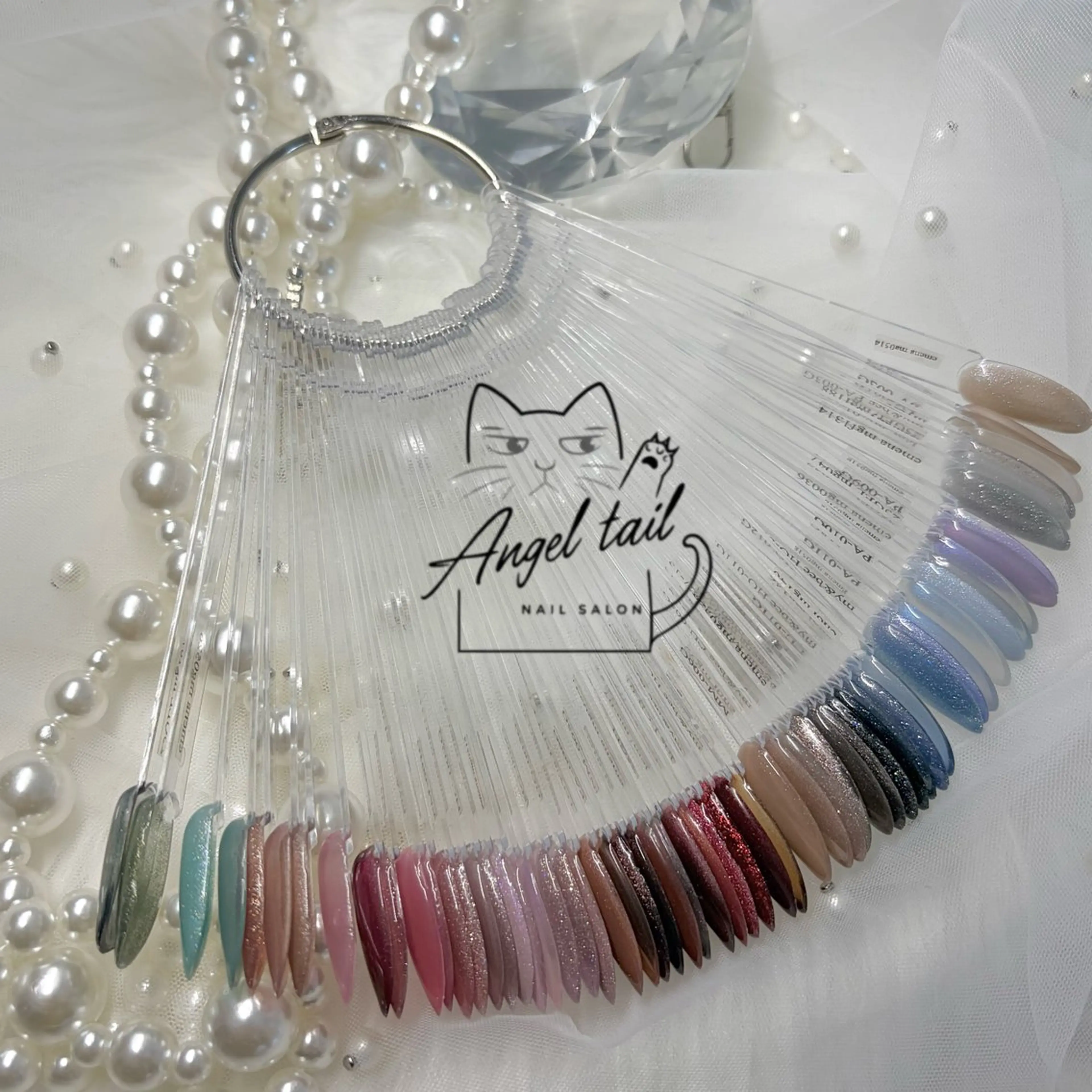 ネイル ハンドネイル Angel tailのネイルデザイン