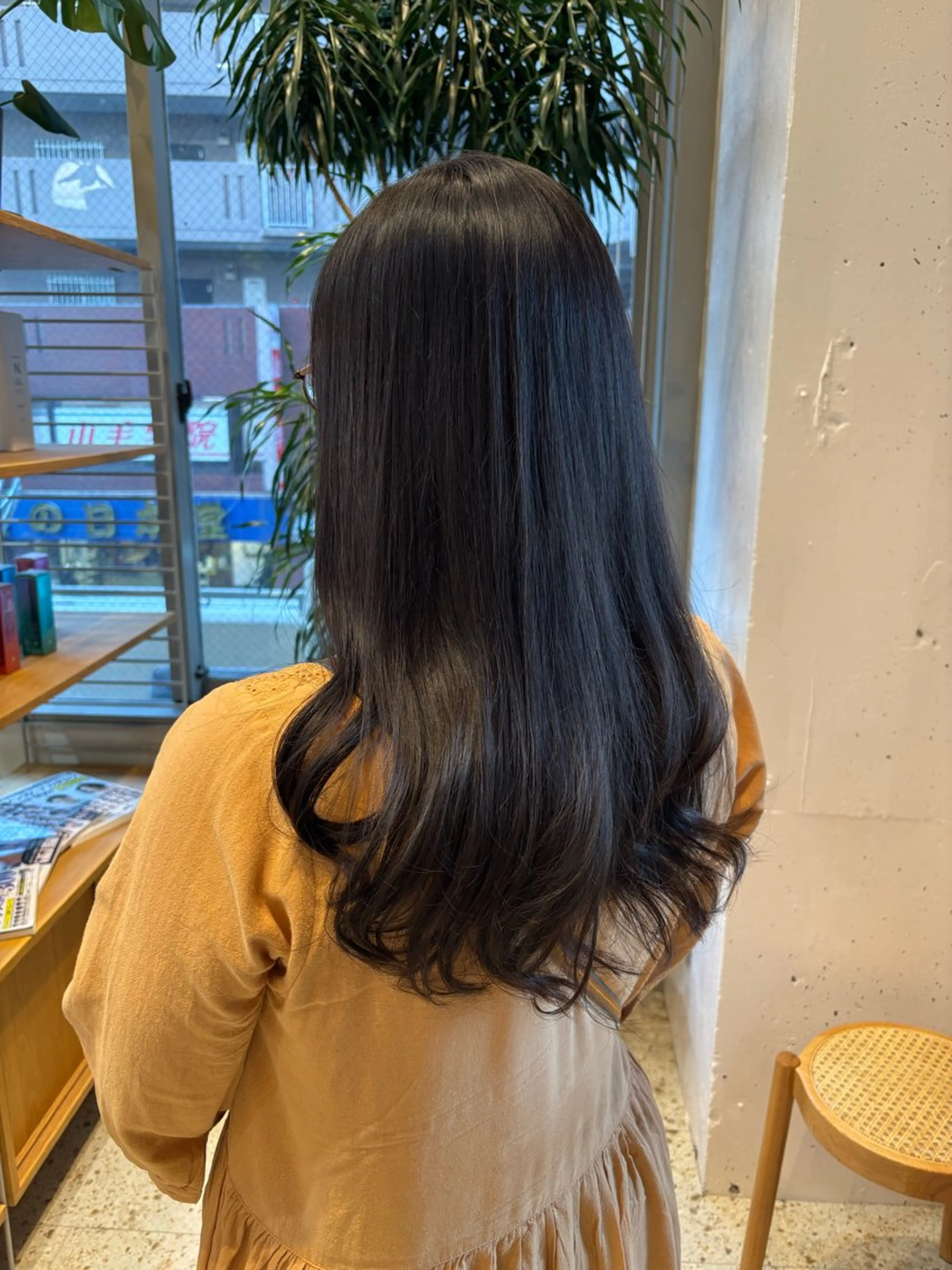 ロング カット 縮毛矯正 フローレン KANAKOのヘアスタイル