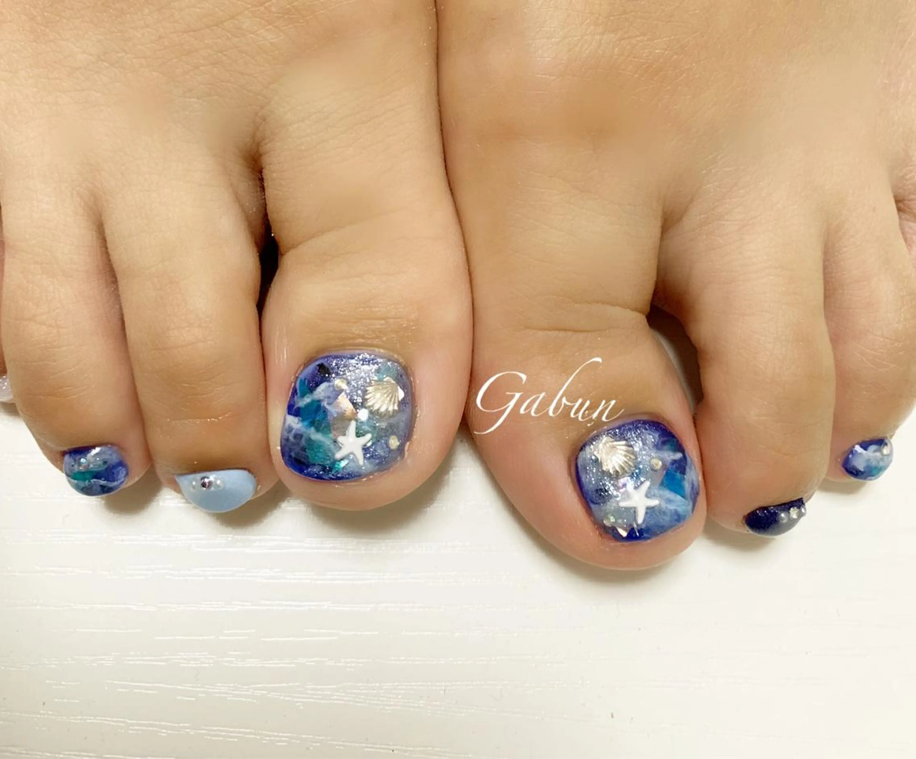 ショート フットネイル LOTUS ネイルサロンのネイルデザイン