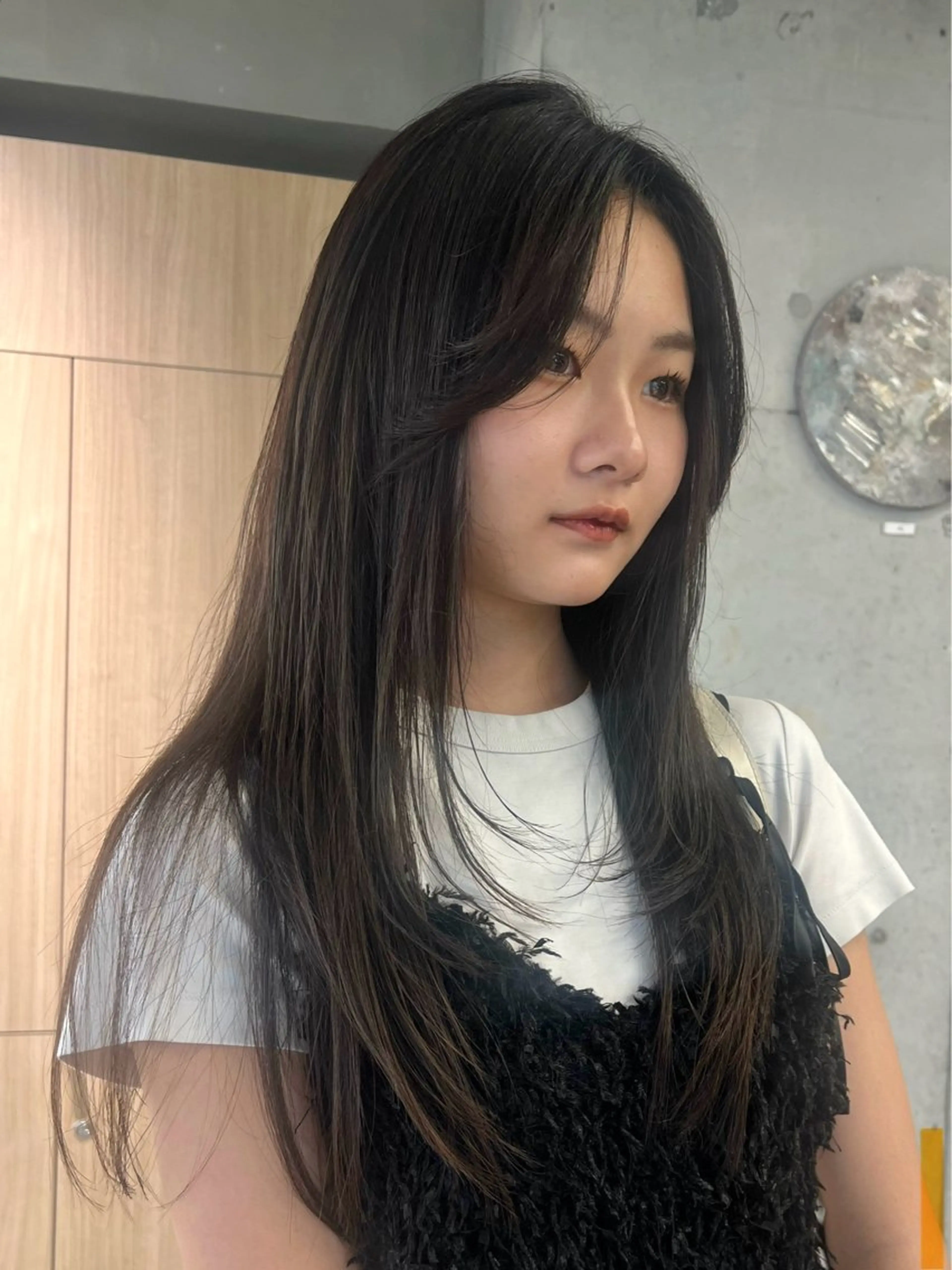 ロング ロングレイヤー ハッシュカット ハイレイヤー レイヤーカット ロング カット トリートメント 海外ヘア／レイヤー カットNatsuのヘアスタイル