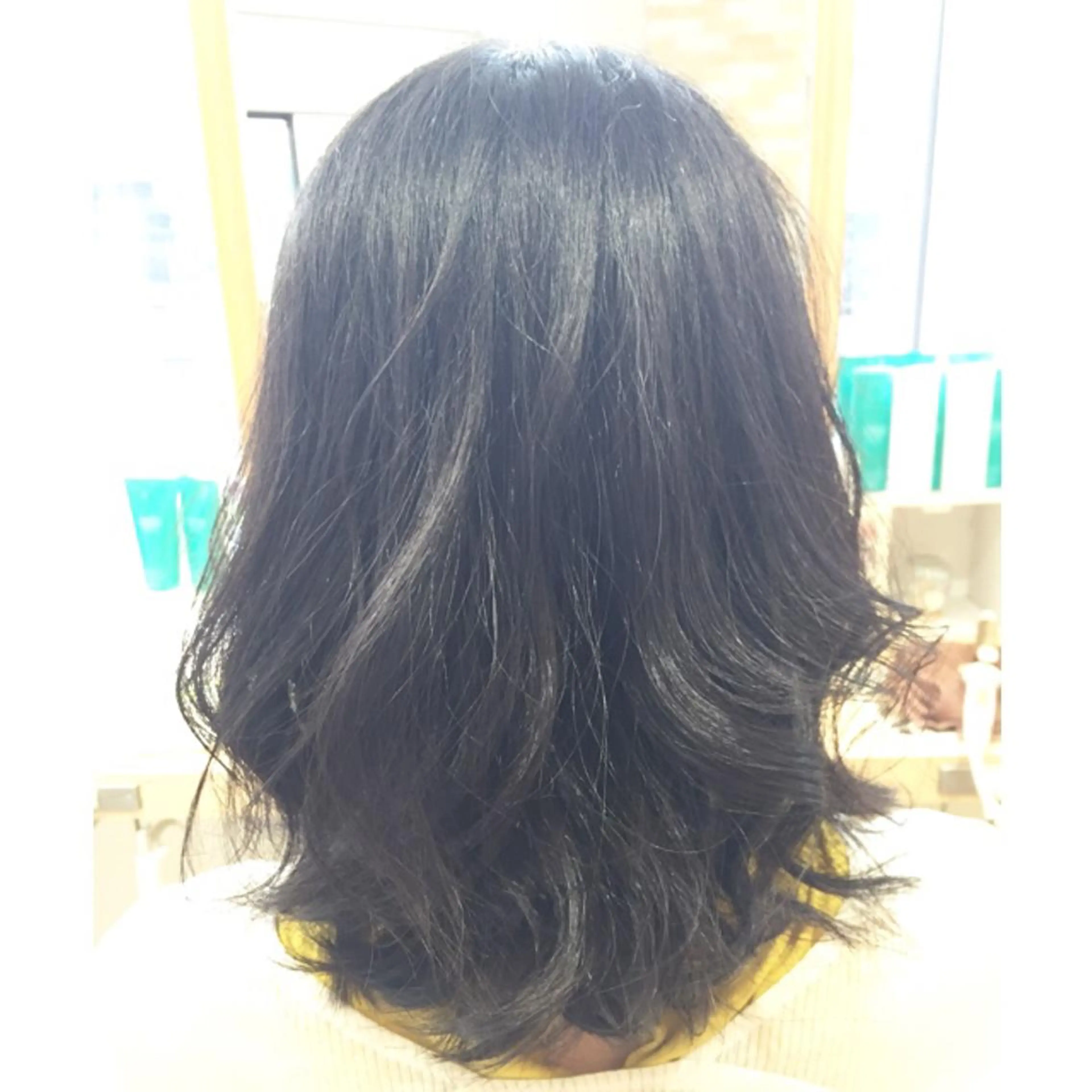 セミロング 髪質改善/透感カラー 山下輝人のヘアスタイル