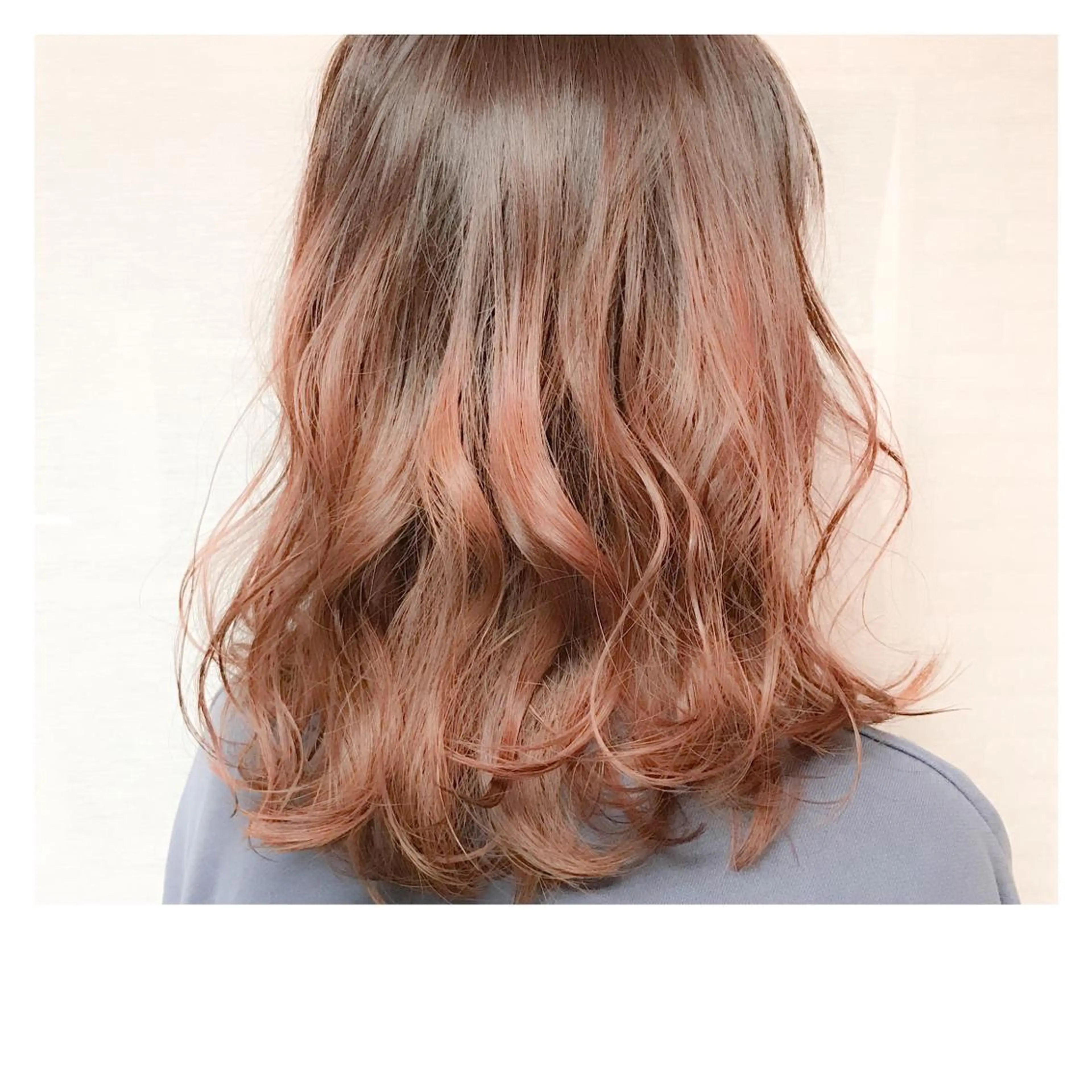 ミディアム カラー アッシュ ピンクカラー ピンクアッシュ 髪質改善、縮毛矯正 店長浅野太郎のヘアスタイル