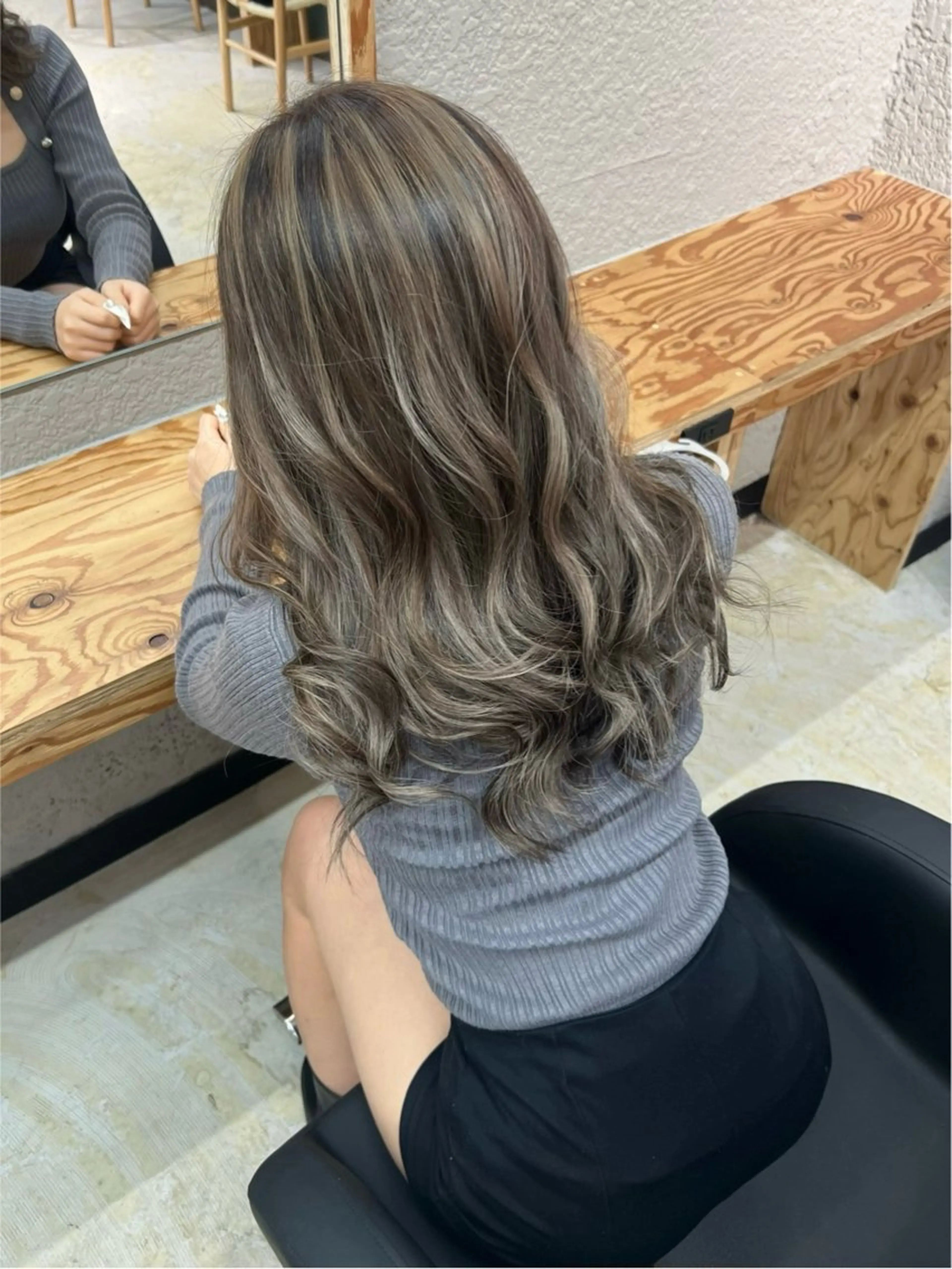 セミロング カラー ヘアカラー 💖梅田レイヤー💖 副店長Tsubasaのヘアスタイル