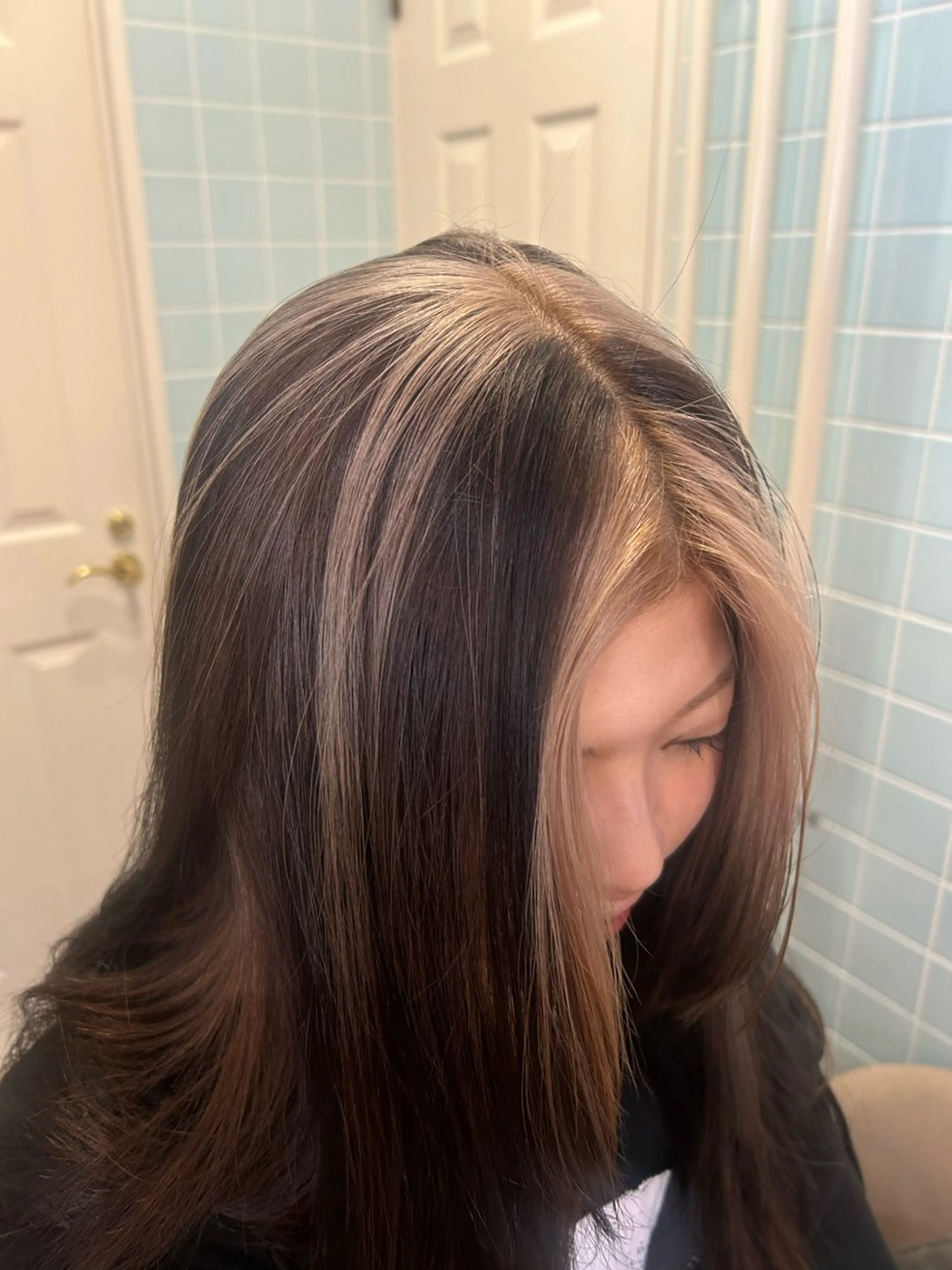 ロング カラー ベージュカラー ブリーチ デザインカラー ミルクティーベージュ 🪽デザインカラー/ ブリーチ/陽向🪽のヘアスタイル