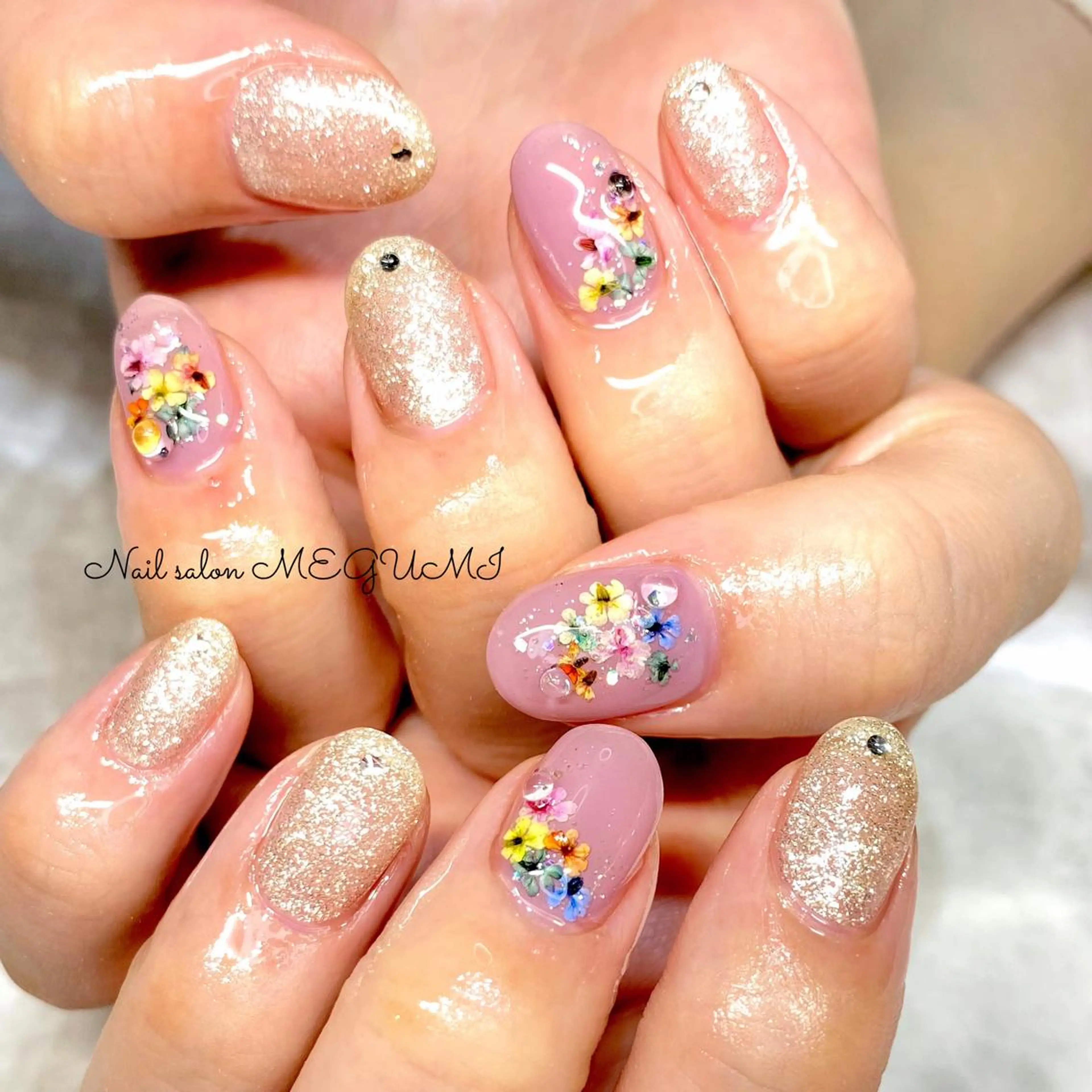 ネイル Nail salon MEGUMIのネイルデザイン
