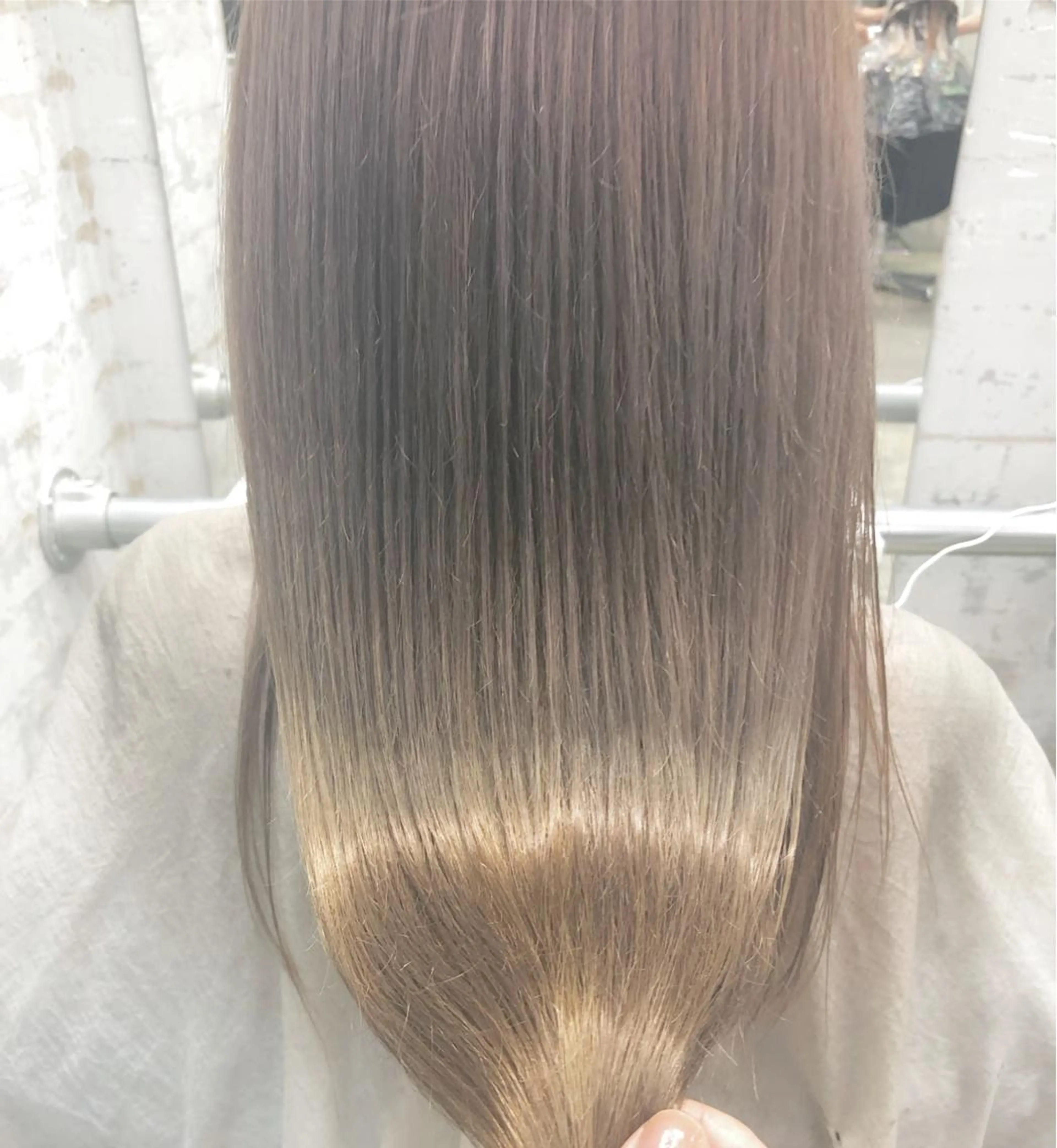 セミロング カラー 店長 小池アキトのヘアスタイル