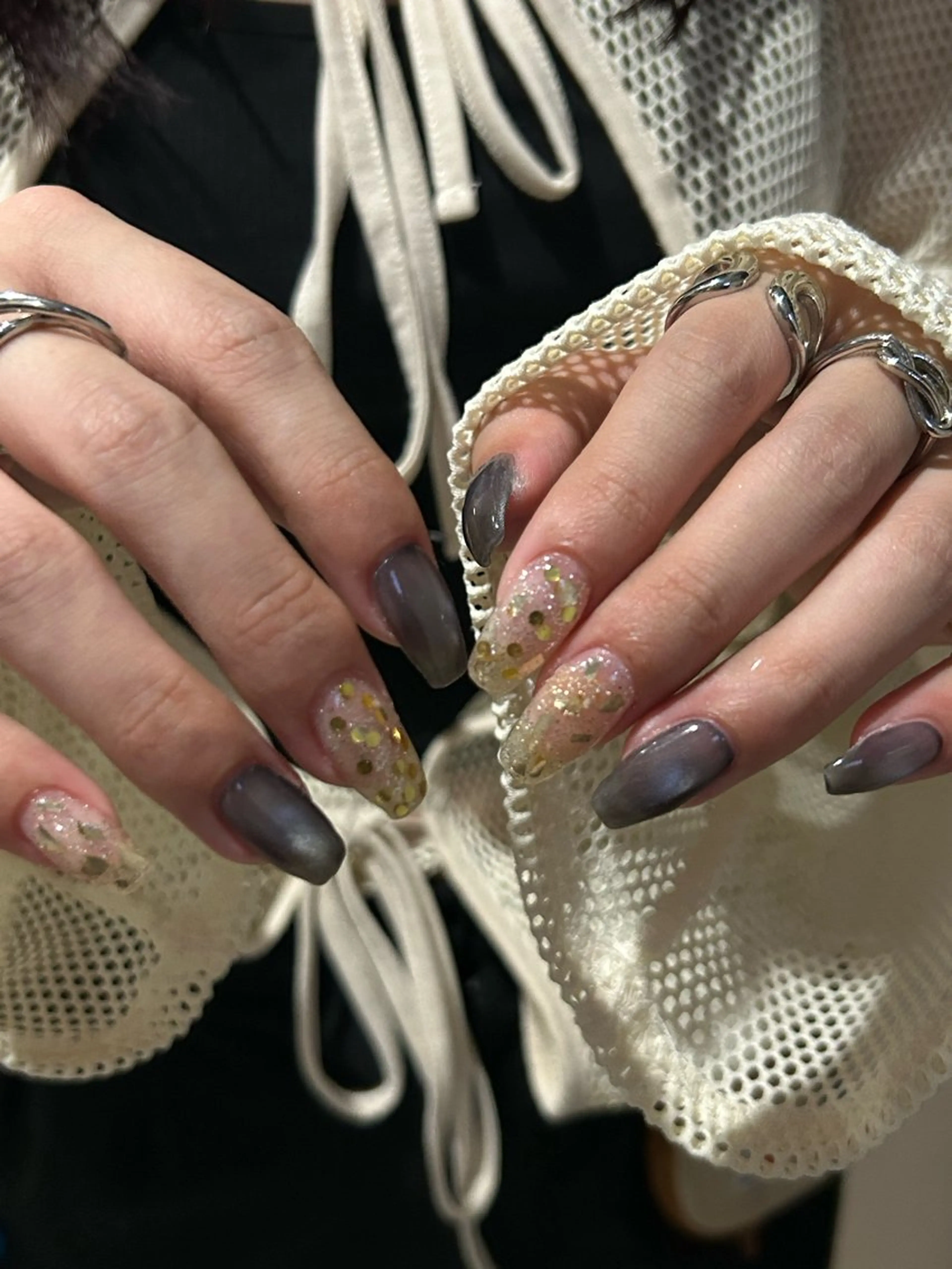 ネイル マグネットネイル ニュアンスネイル オフィスネイル シンプルネイル Yuni.所属・sakae yurinaのネイルデザイン