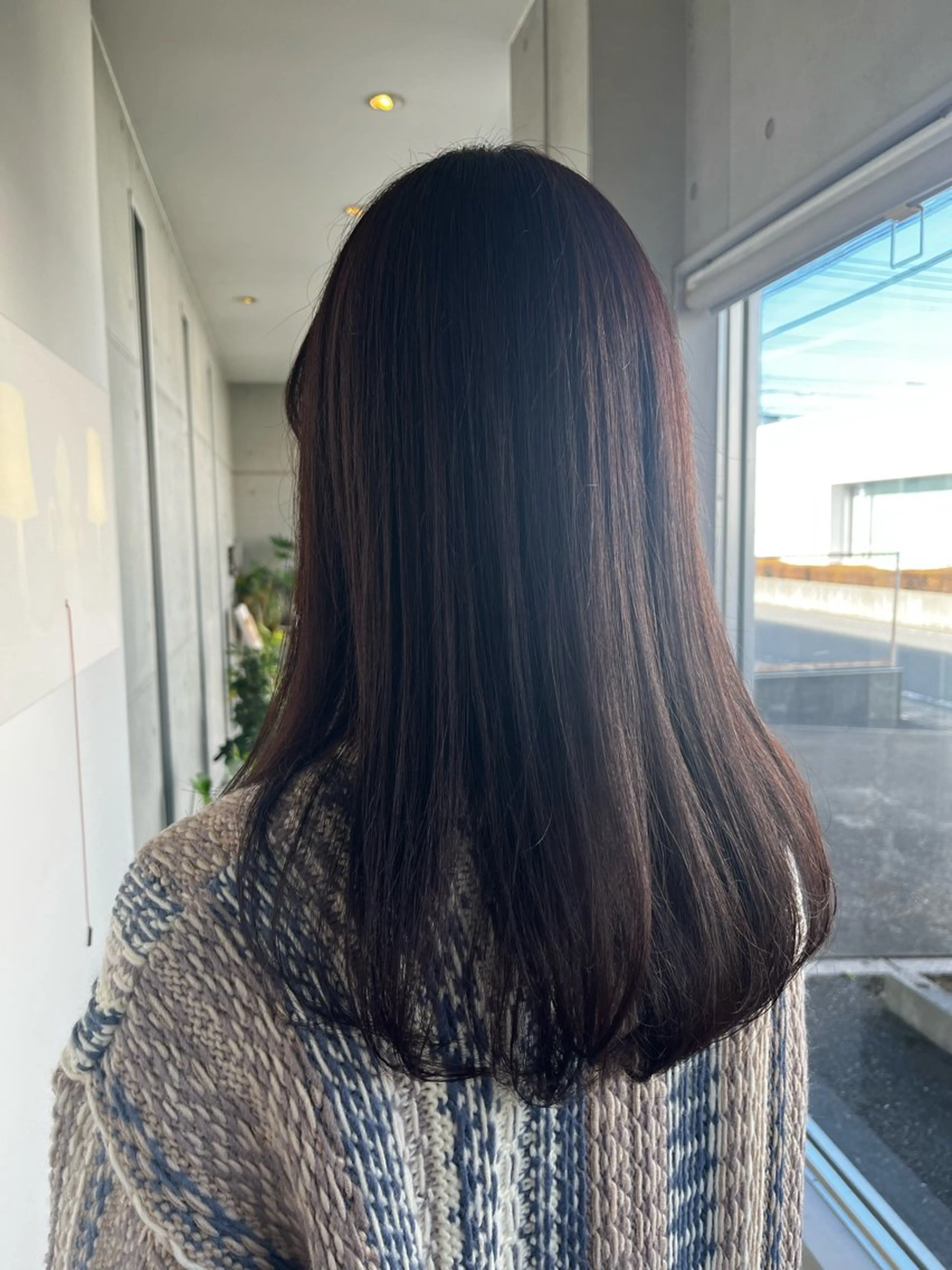 ミディアム おせ ちさとのヘアスタイル