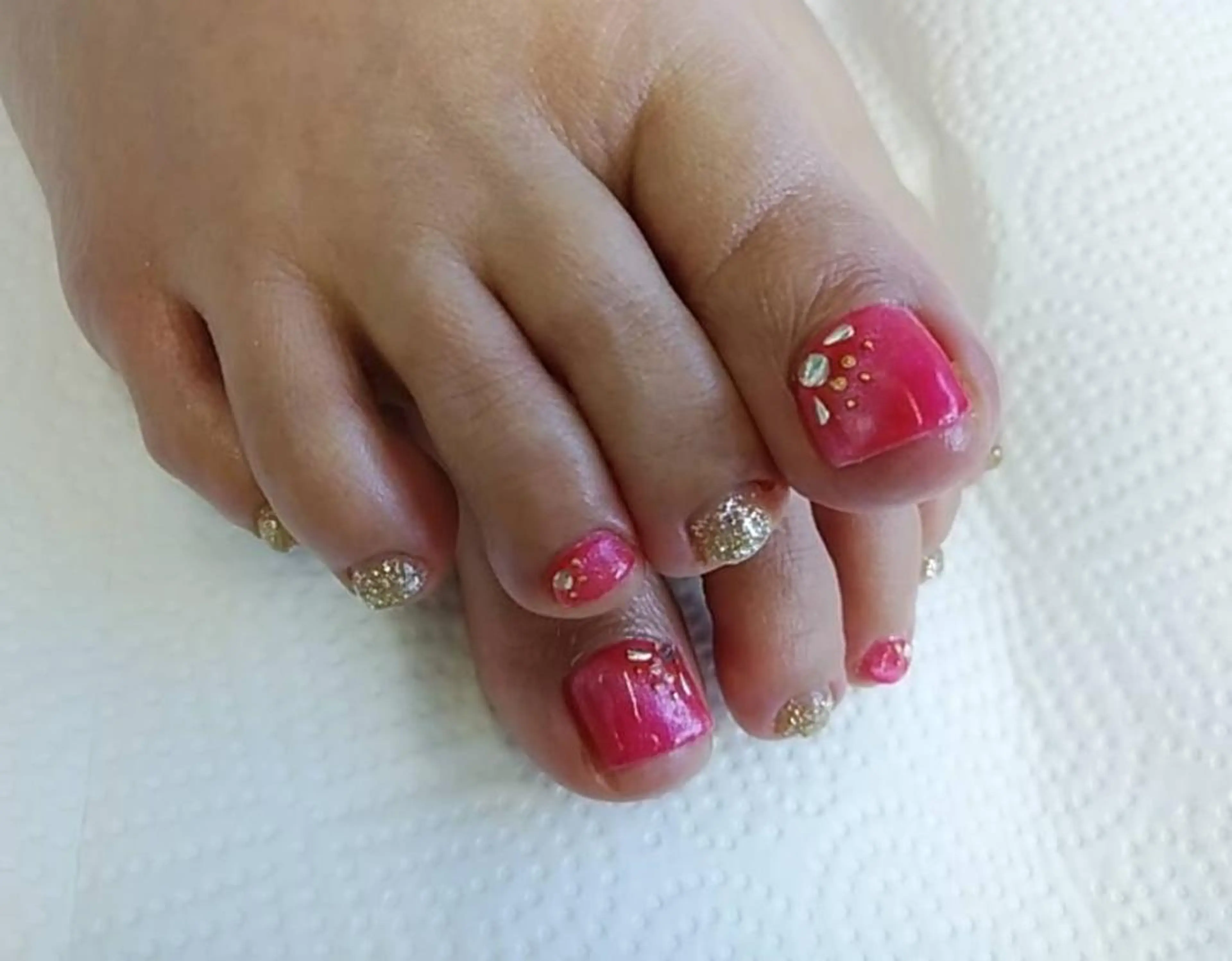 ネイル フットネイル マグネットネイル 持ち込み フットネイル プライベートサロン Rosy Lilyのネイルデザイン