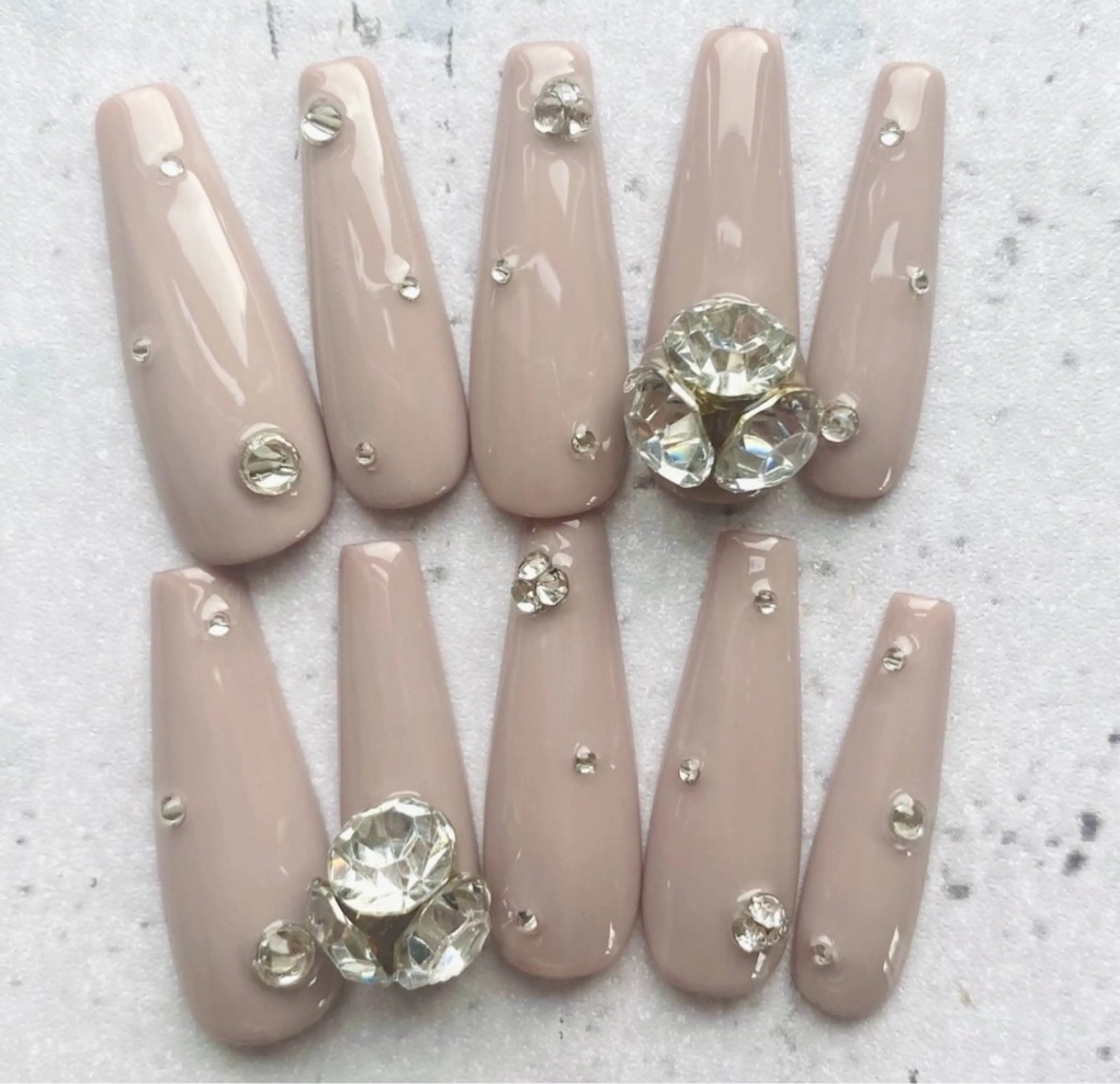 ネイル LUCIA 南柏ネイルサロンのネイルデザイン