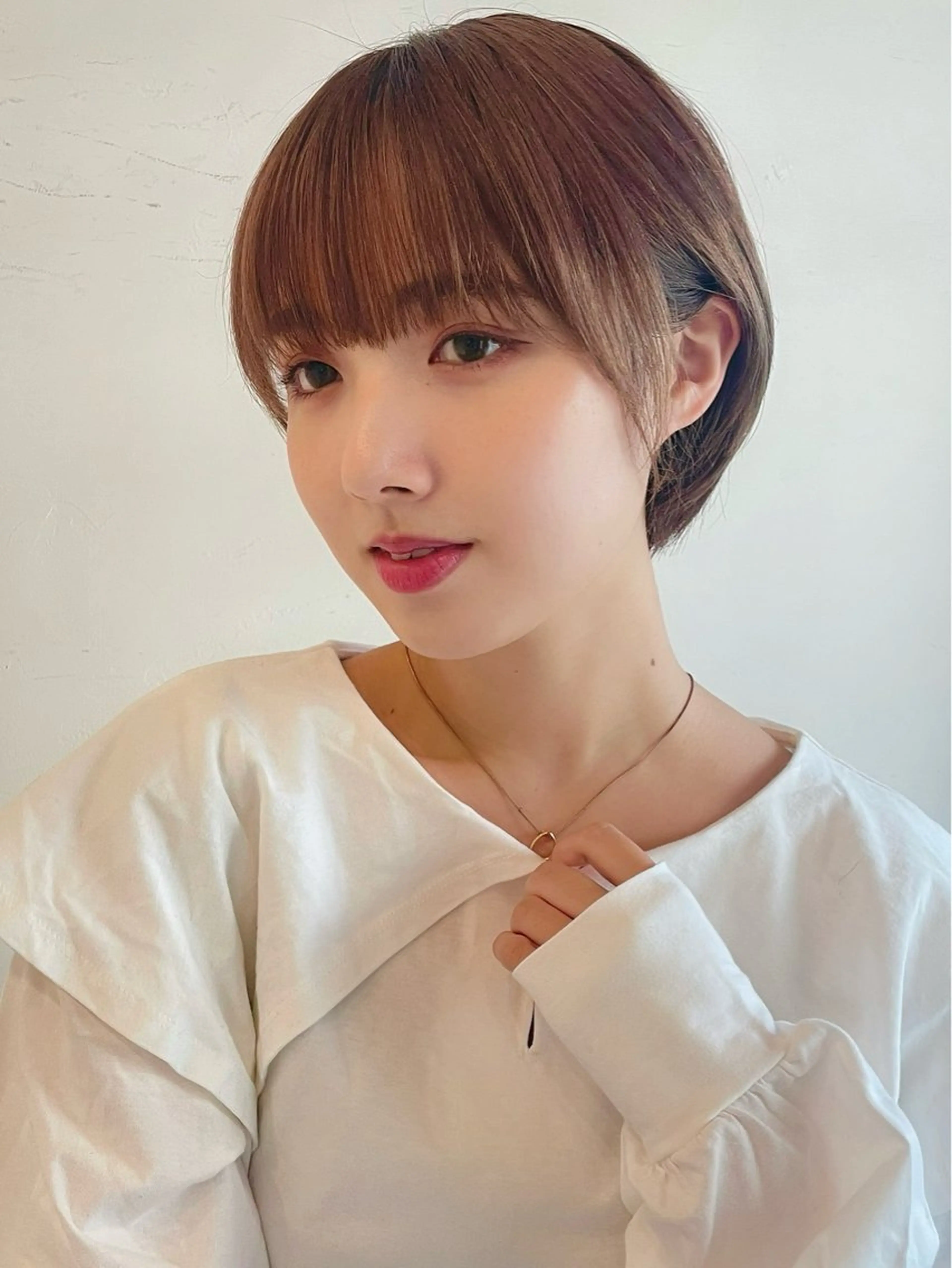 ショート 米澤 由衣のヘアスタイル