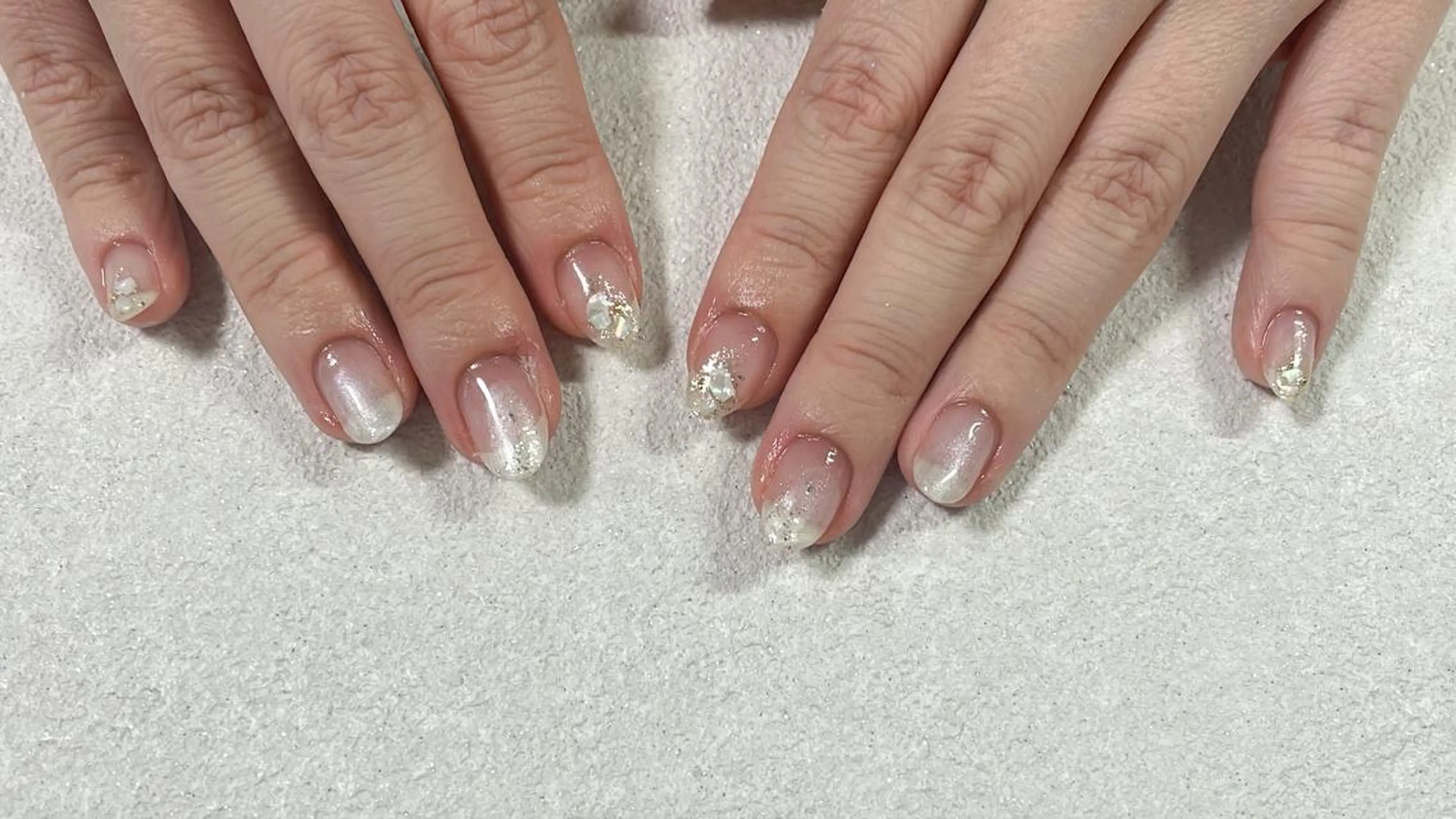 ネイル オーロラネイル フラワーネイル フットネイル フレンチネイル ジェルネイル kikinail 溝の口のネイルデザイン