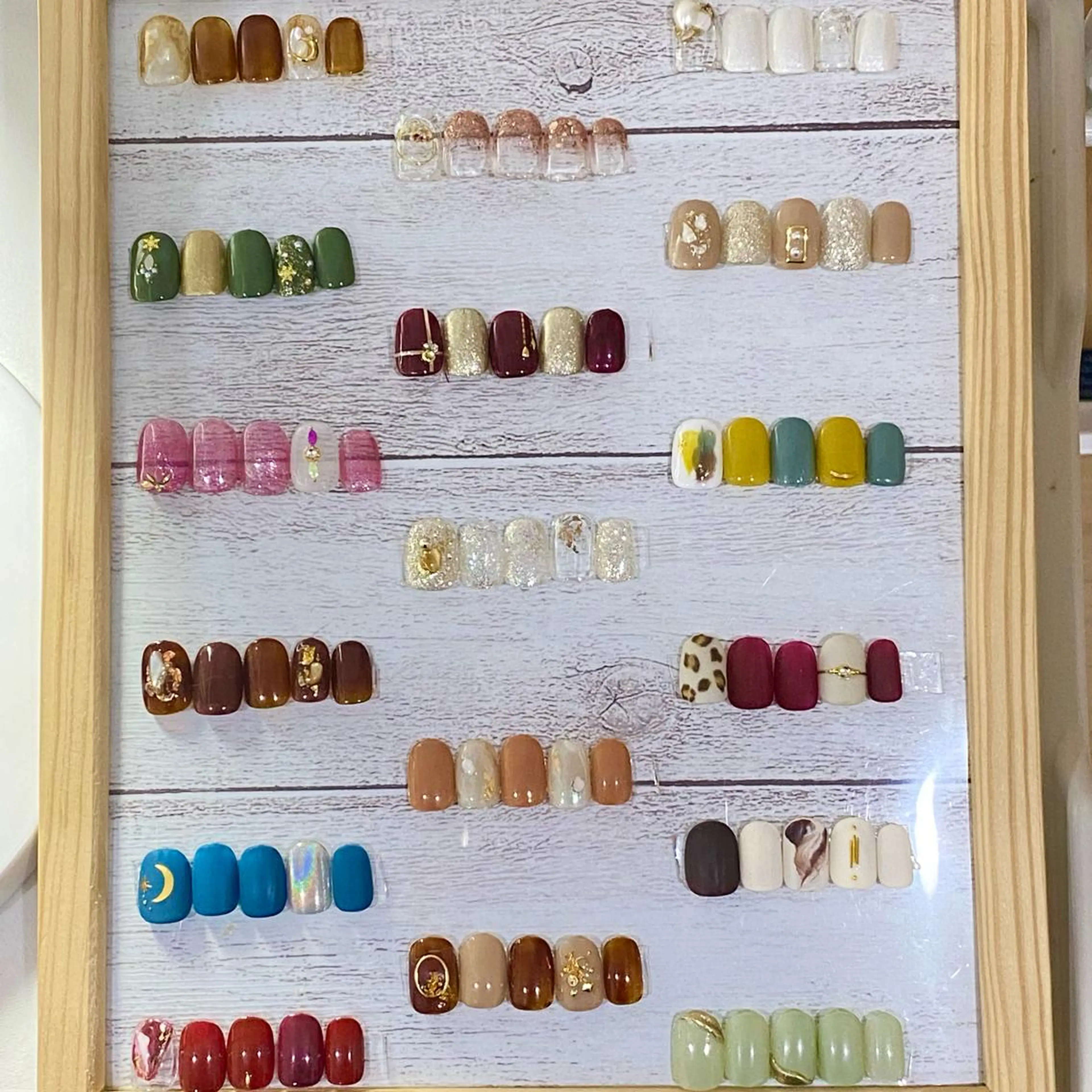 ネイル アートネイル ハンドネイル Nail&eye Belire 新宿のネイルデザイン