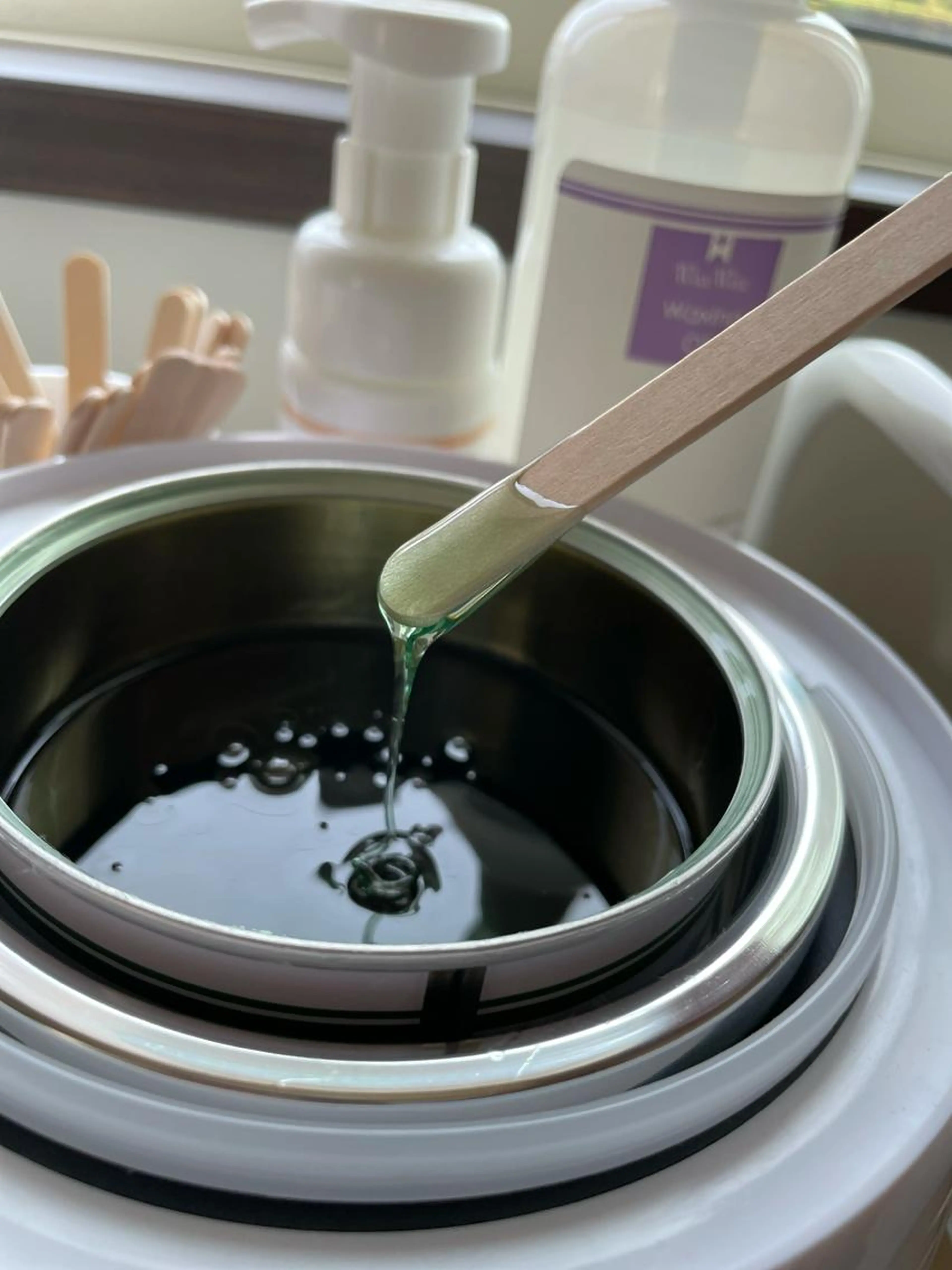 【介護脱毛にもおすすめ】VIO ブラジリアンワックス+光美肌脱毛のダブル脱毛の写真