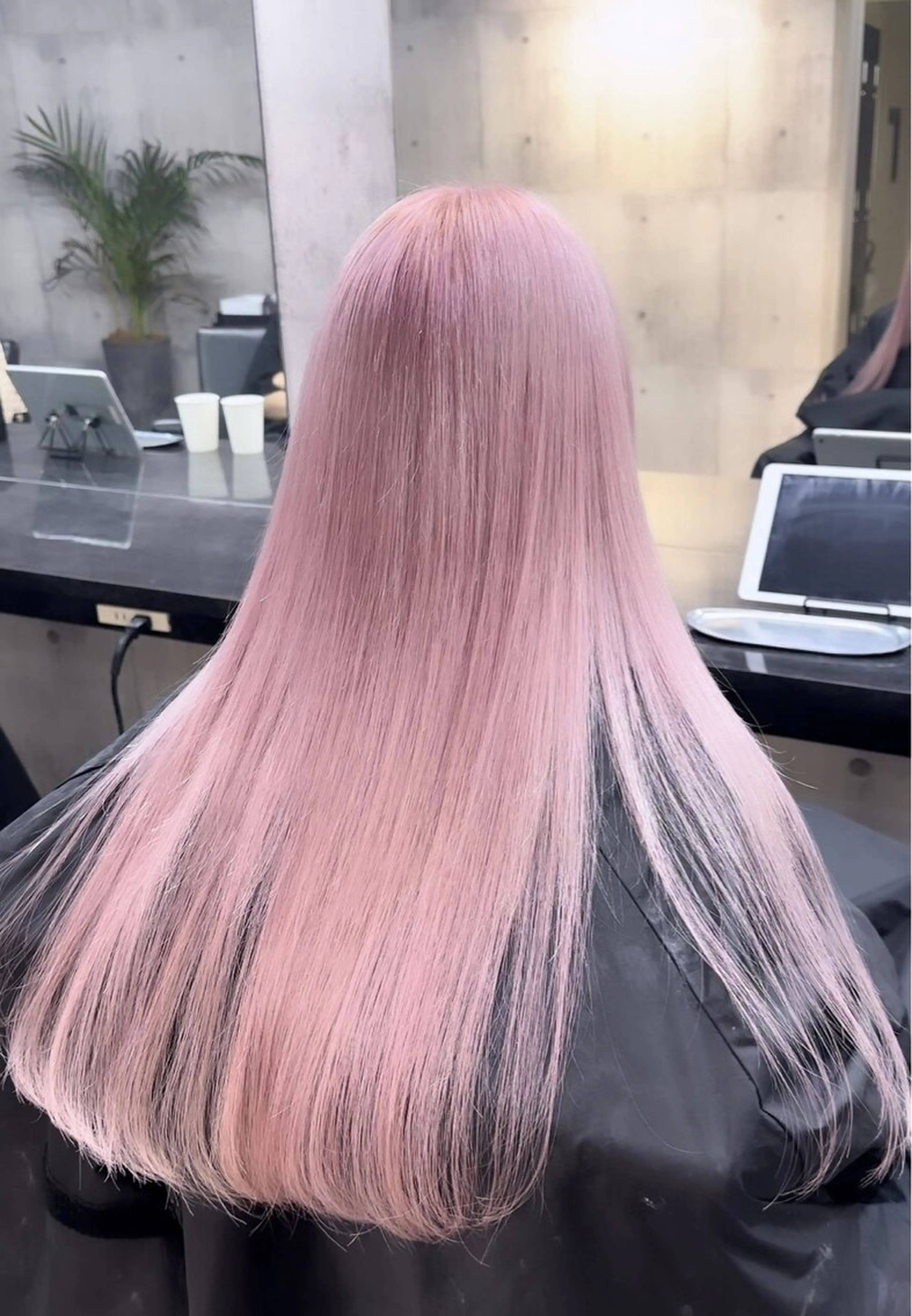 セミロング ヘアカラー Maison髪質改善 レイヤー/三宮のヘアスタイル