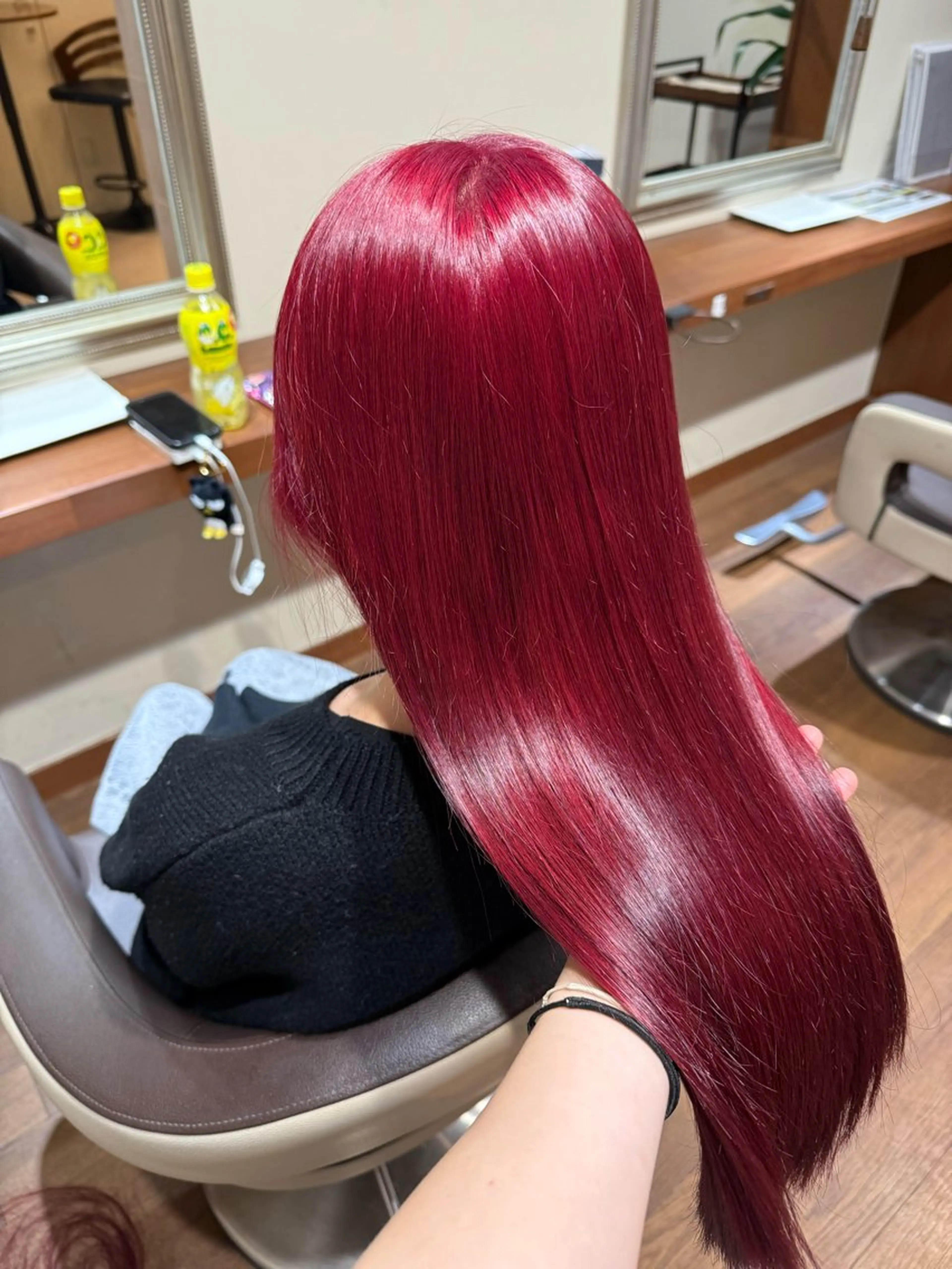 ロング ヘアカラー トリートメント RINA .のヘアスタイル