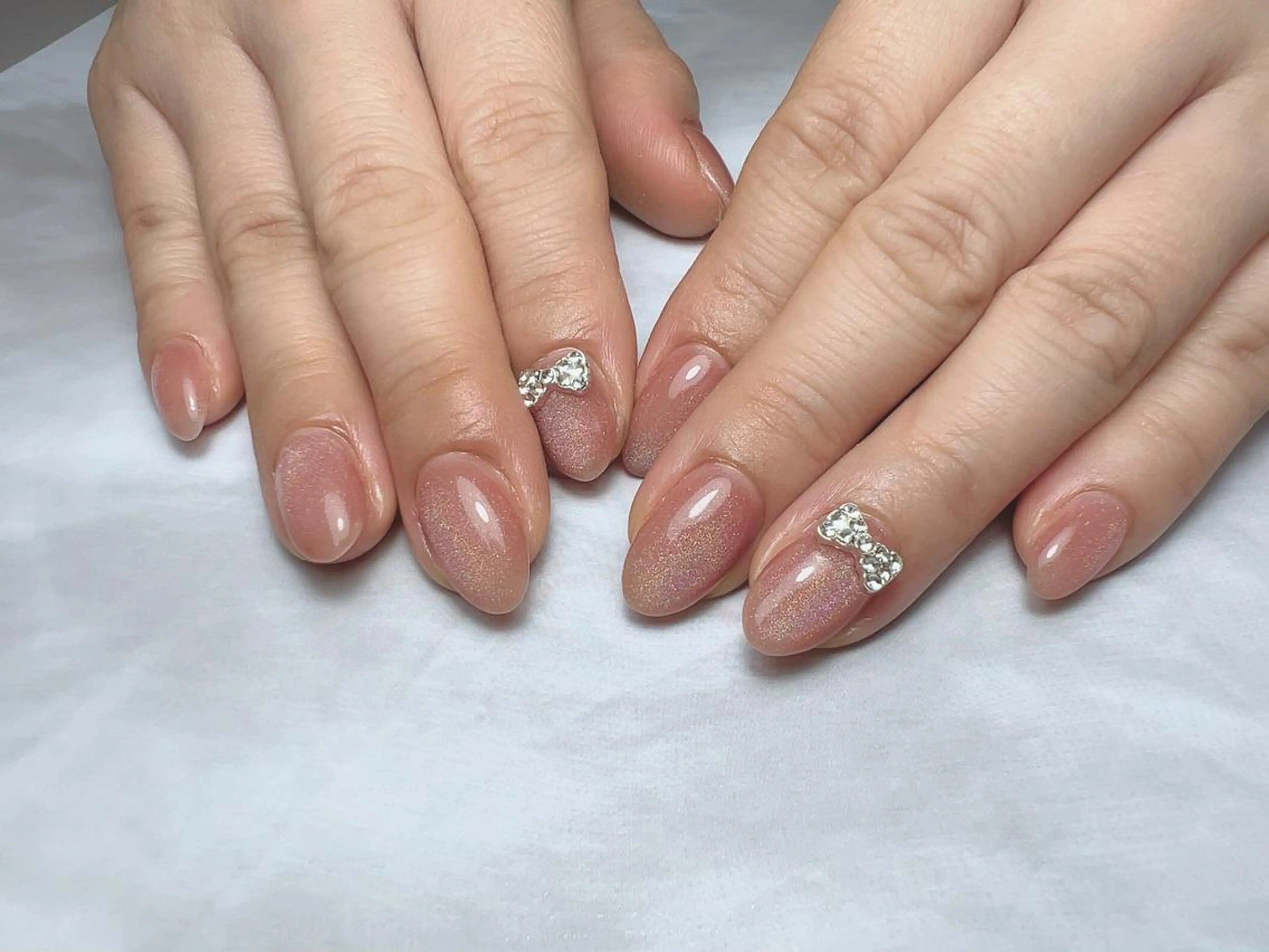 ネイル 𝐑𝐞𝐯𝐢𝐨 ___堺市西区のマツエク・マツパデザイン