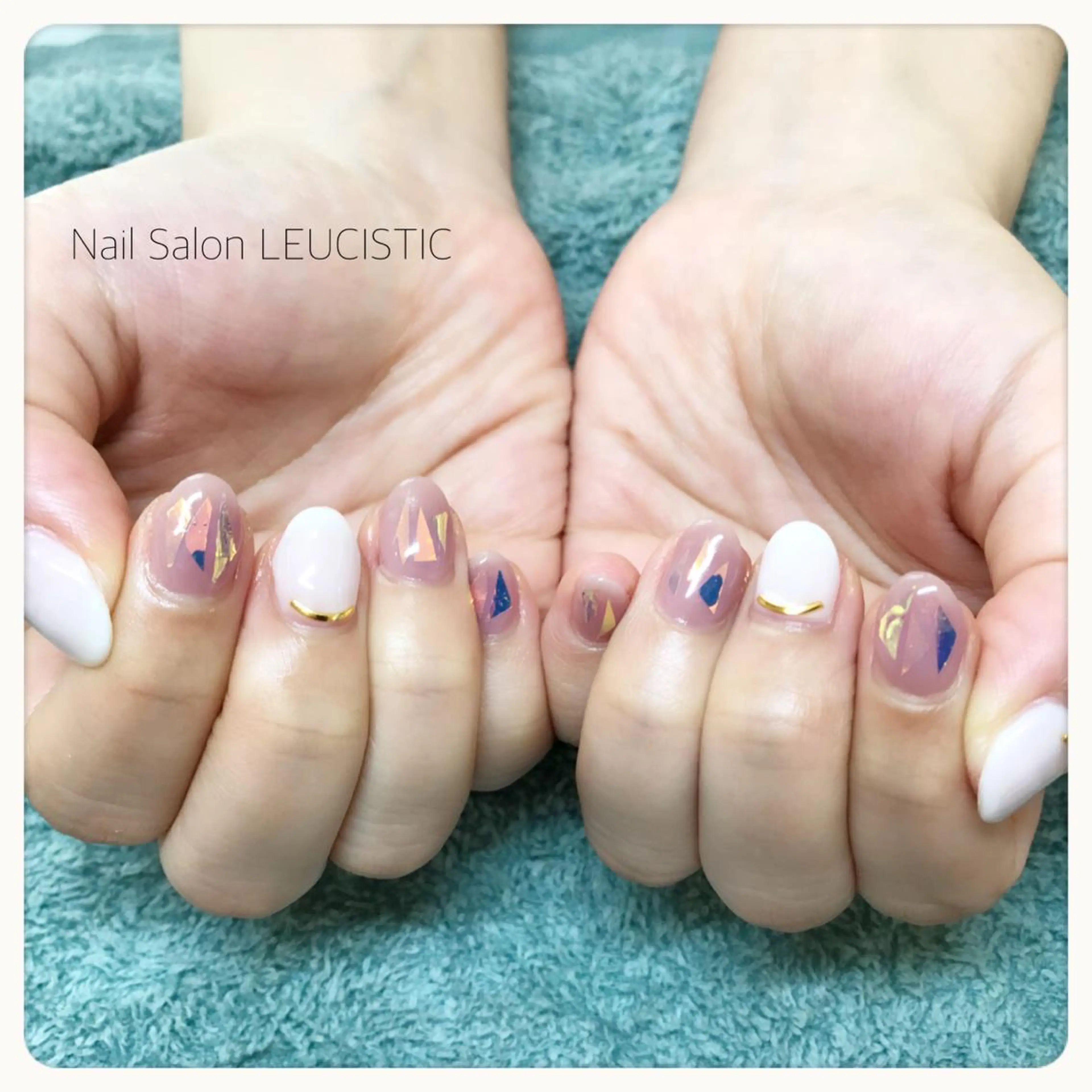 ネイル ホログラムネイル ホワイト 美時雨 bishigureのエステ・リラクイメージ