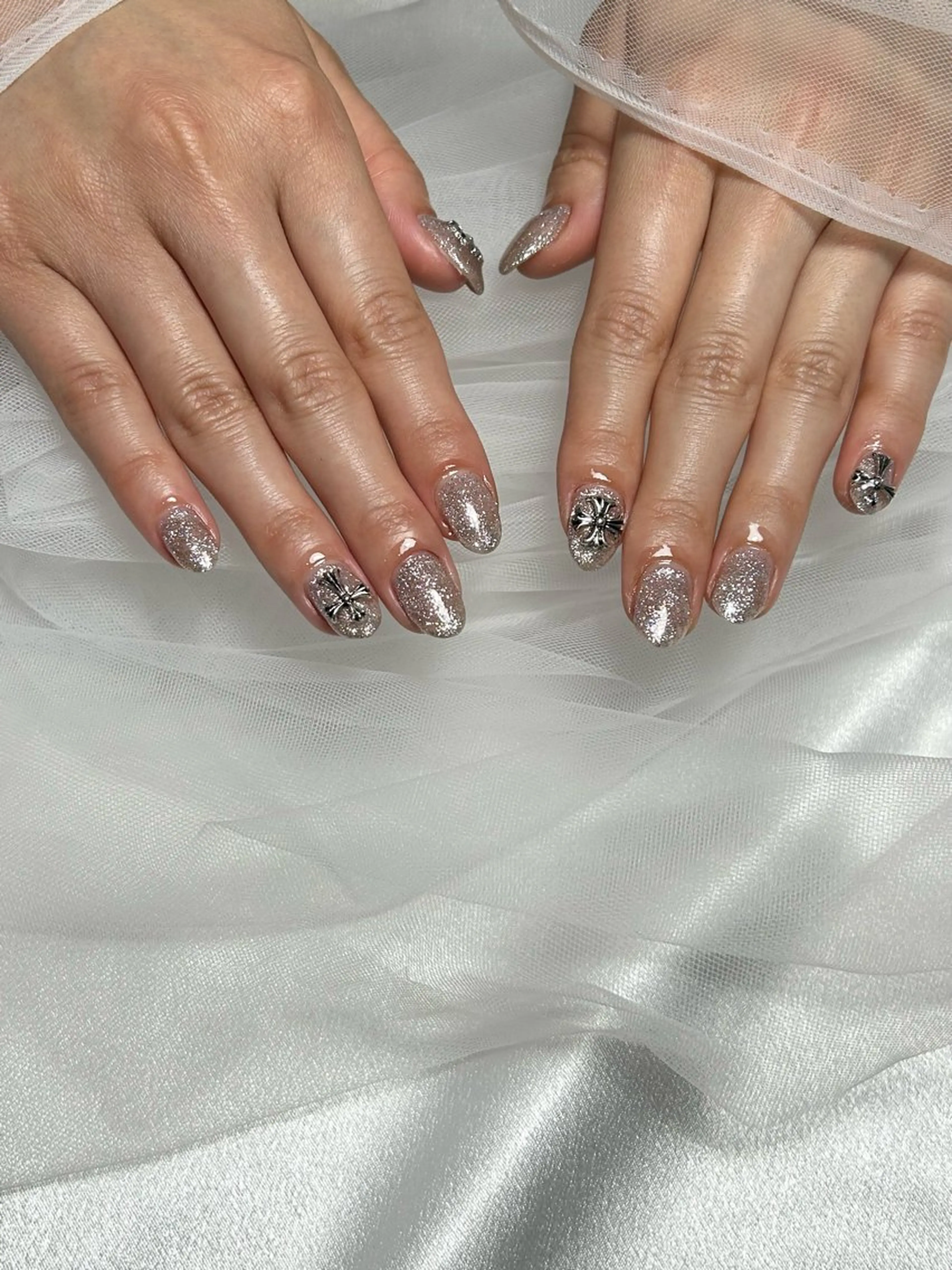 ネイル フラッシュネイル マグネットネイル ワンカラーネイル ハンドネイル EmaNail 🧸Momokaのネイルデザイン