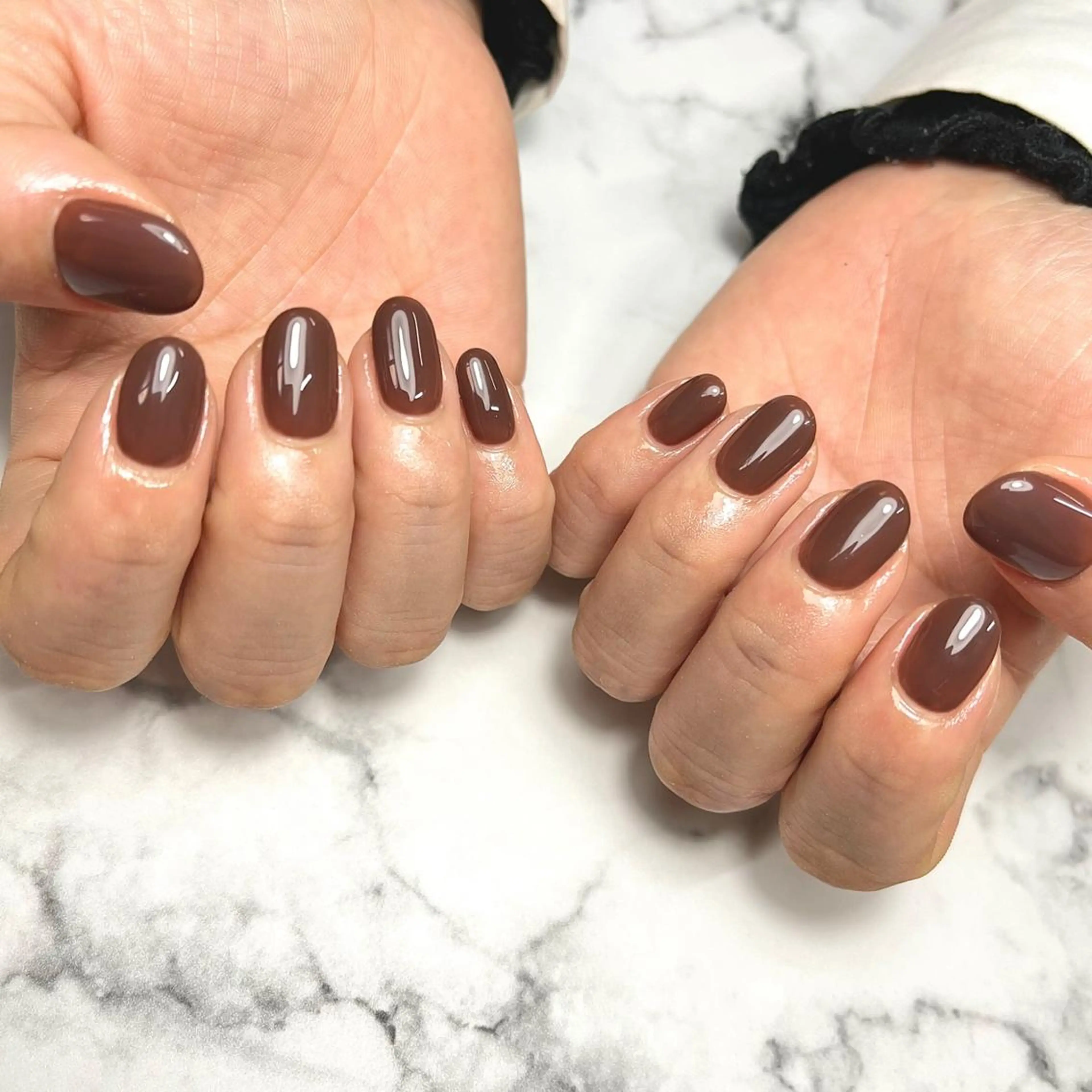 ネイル ブラウン 持ち込み ワンカラーネイル ショートネイル シンプルネイル ハンドネイル NAIL NOWのネイルデザイン