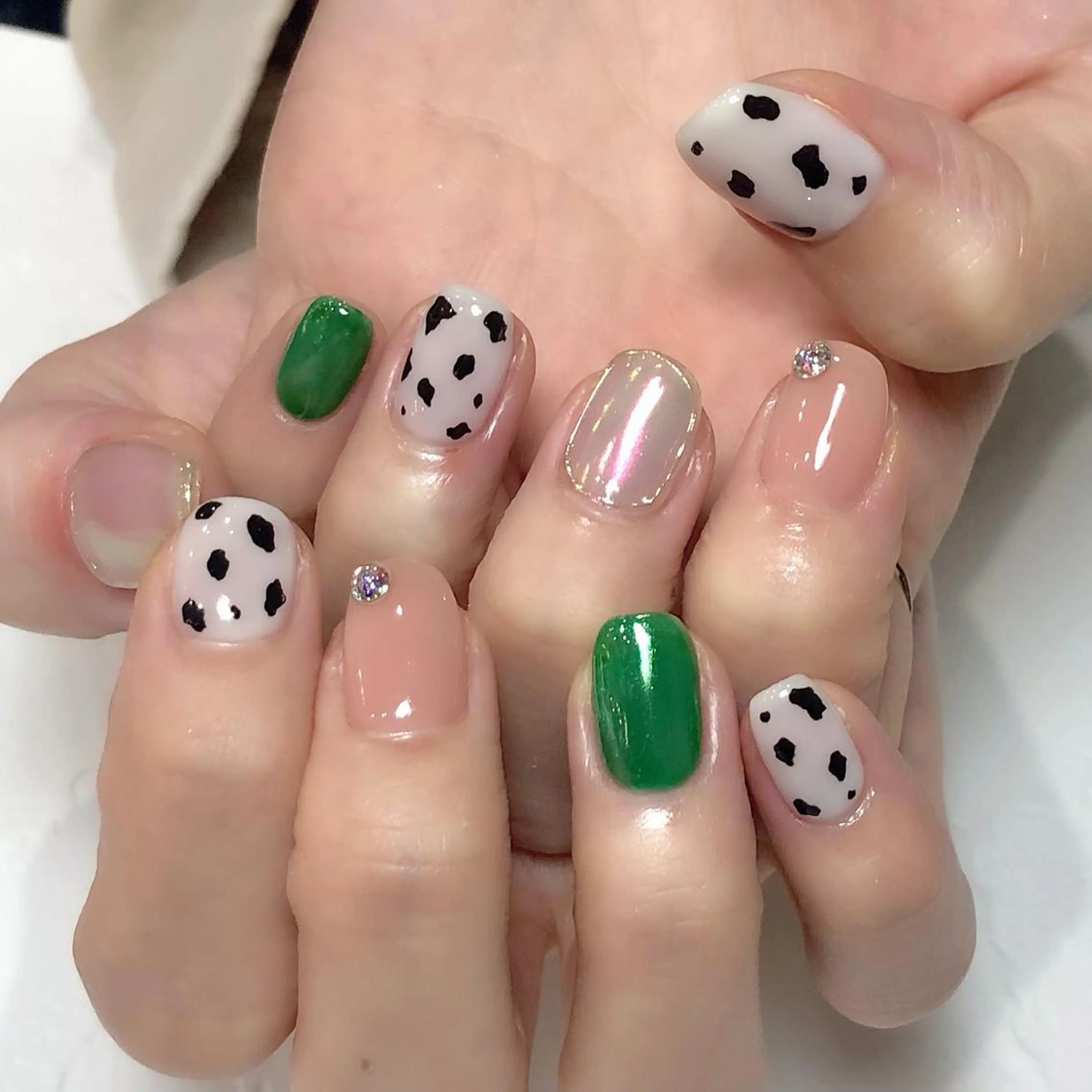 ショート カラー ネイル ハンドネイル éclat エクラのネイルデザイン