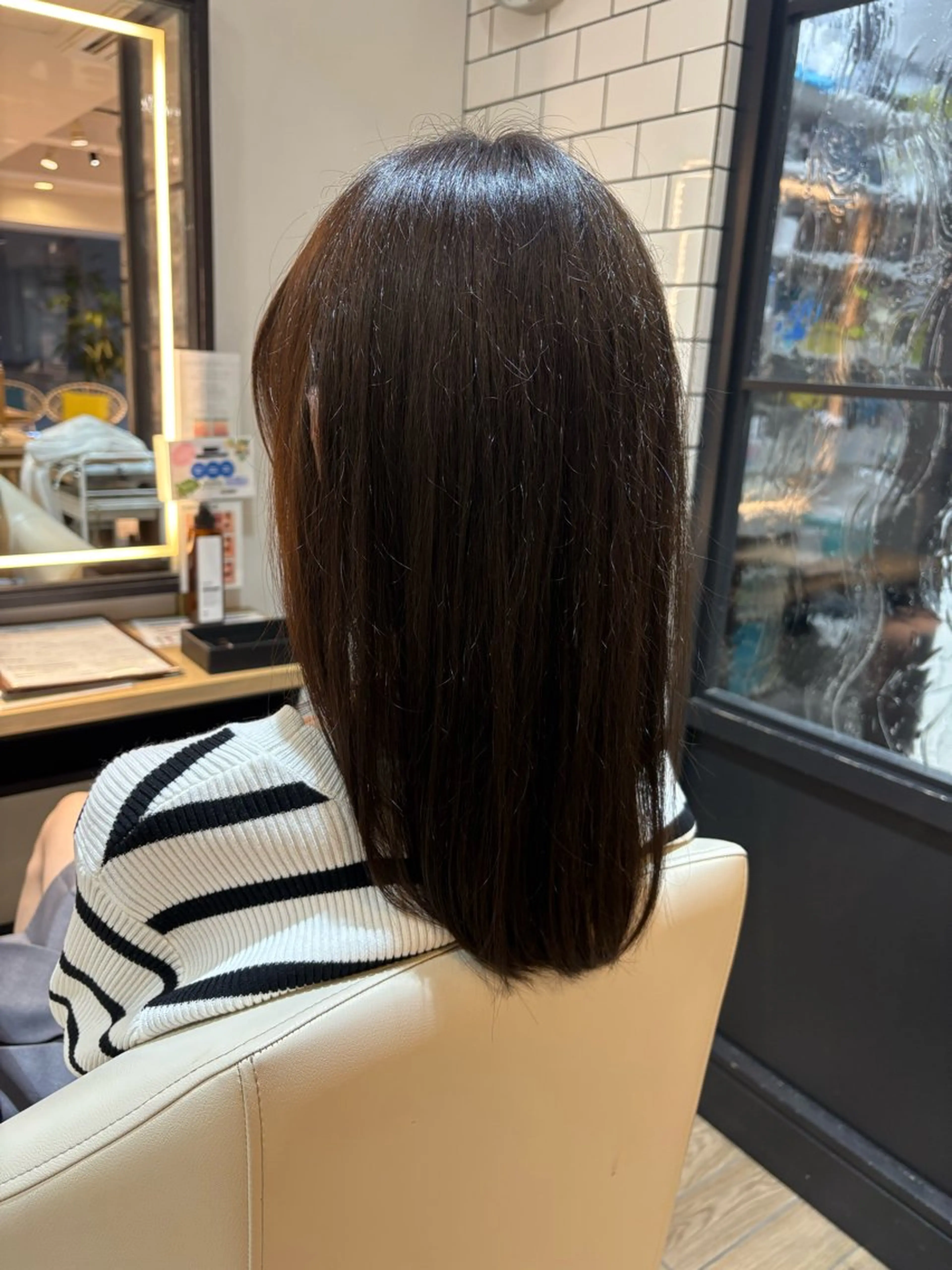 ロング 梅沢 優羽のヘアスタイル