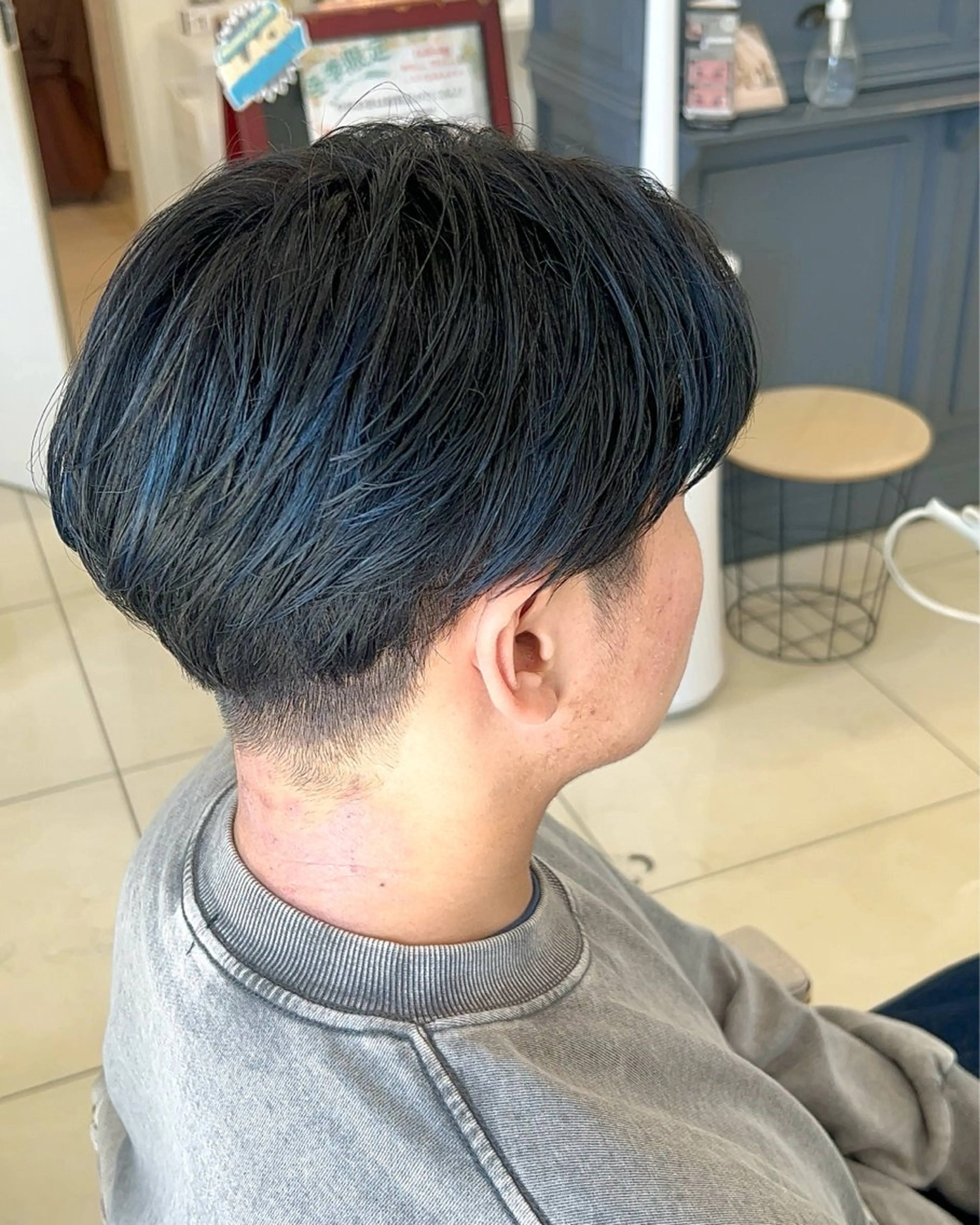 ショート カラー ブルーカラー ハイライトカラー ネイビーカラー ハイライト カット ヘアカラー 大竹里旺/belle /インナーカラーのヘアスタイル