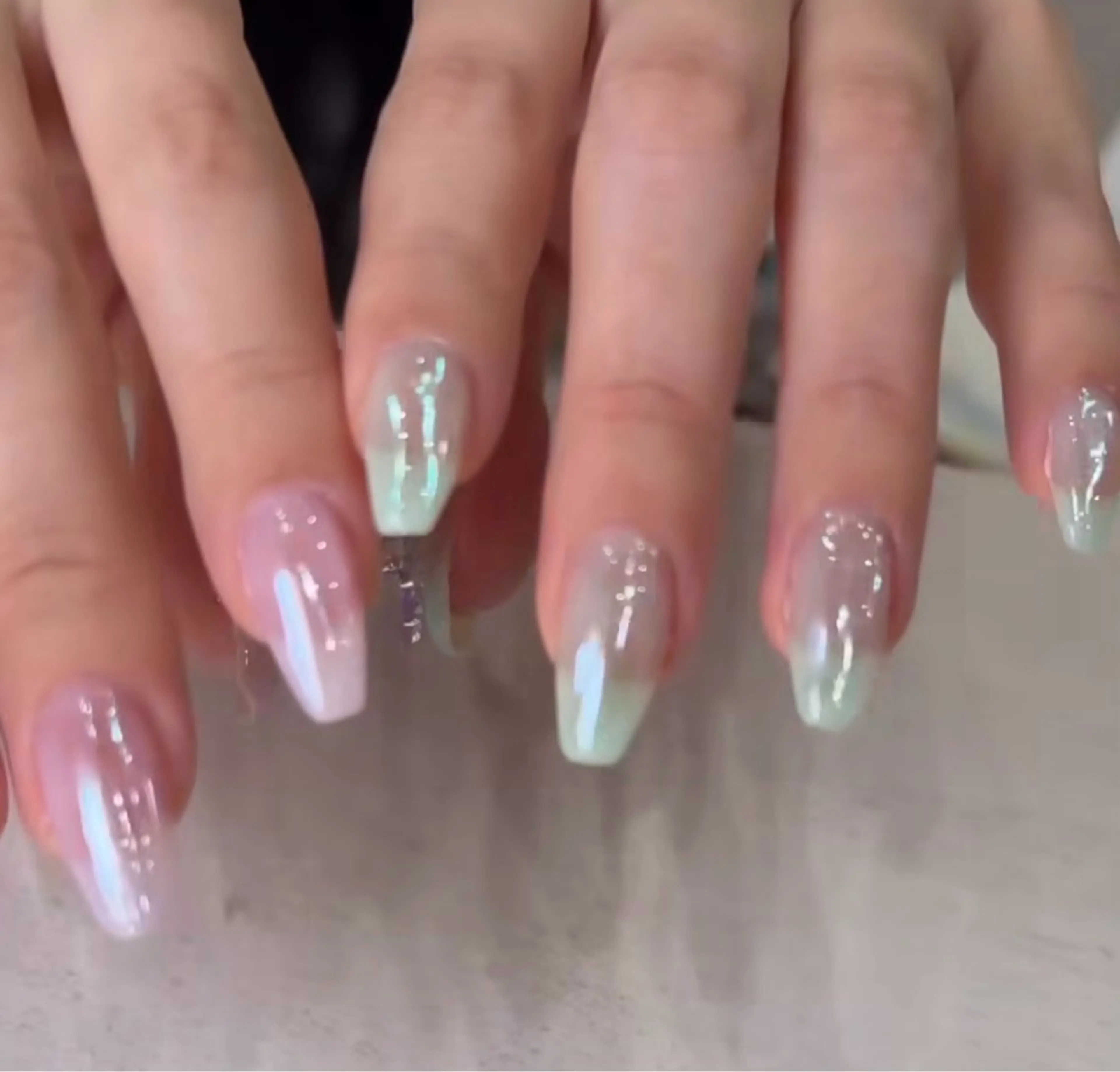 ネイル ミラーネイル lily nailのネイルデザイン