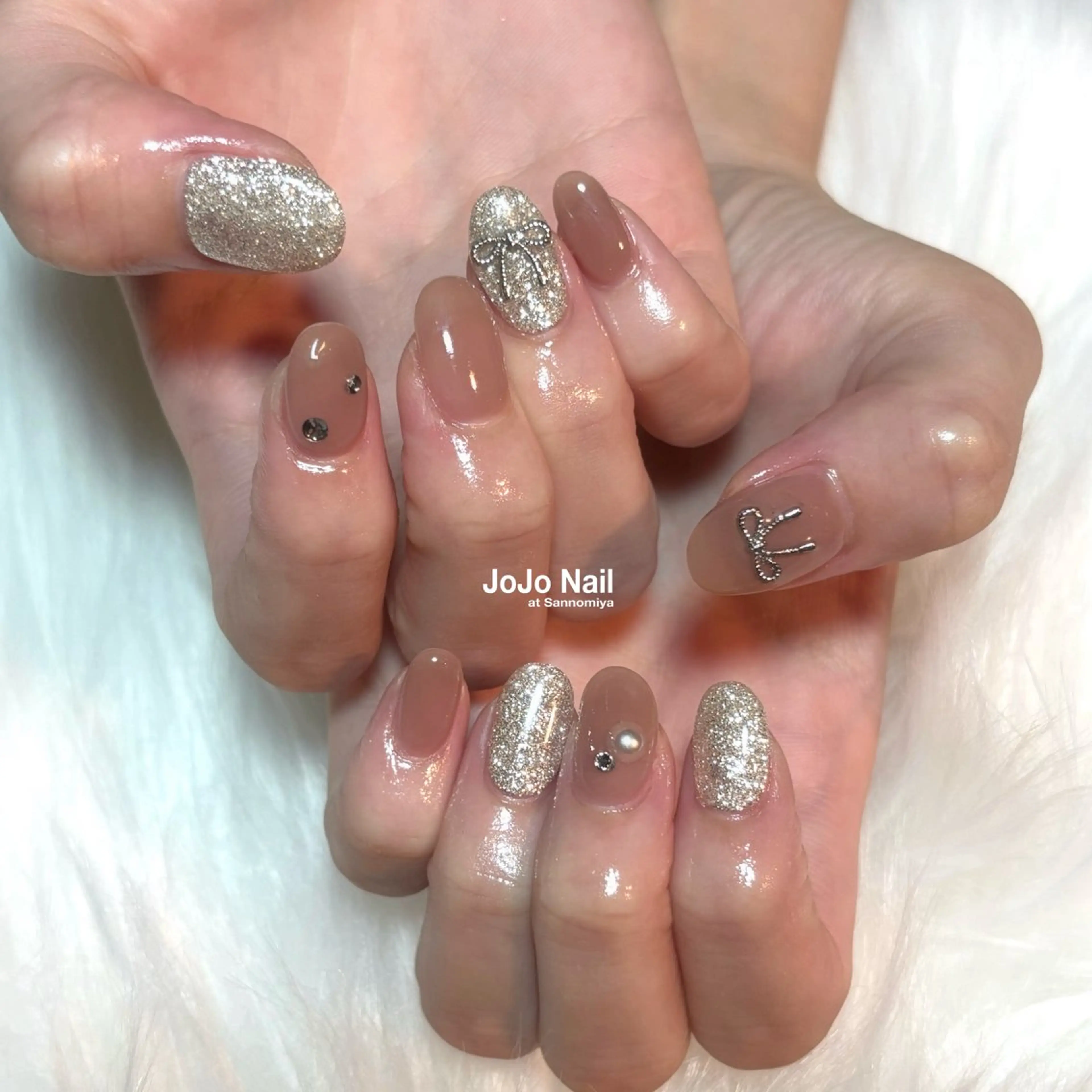 ネイル シンプルネイル ストーンネイル ハンドネイル SERINA.K /JOJO@三宮のネイルデザイン