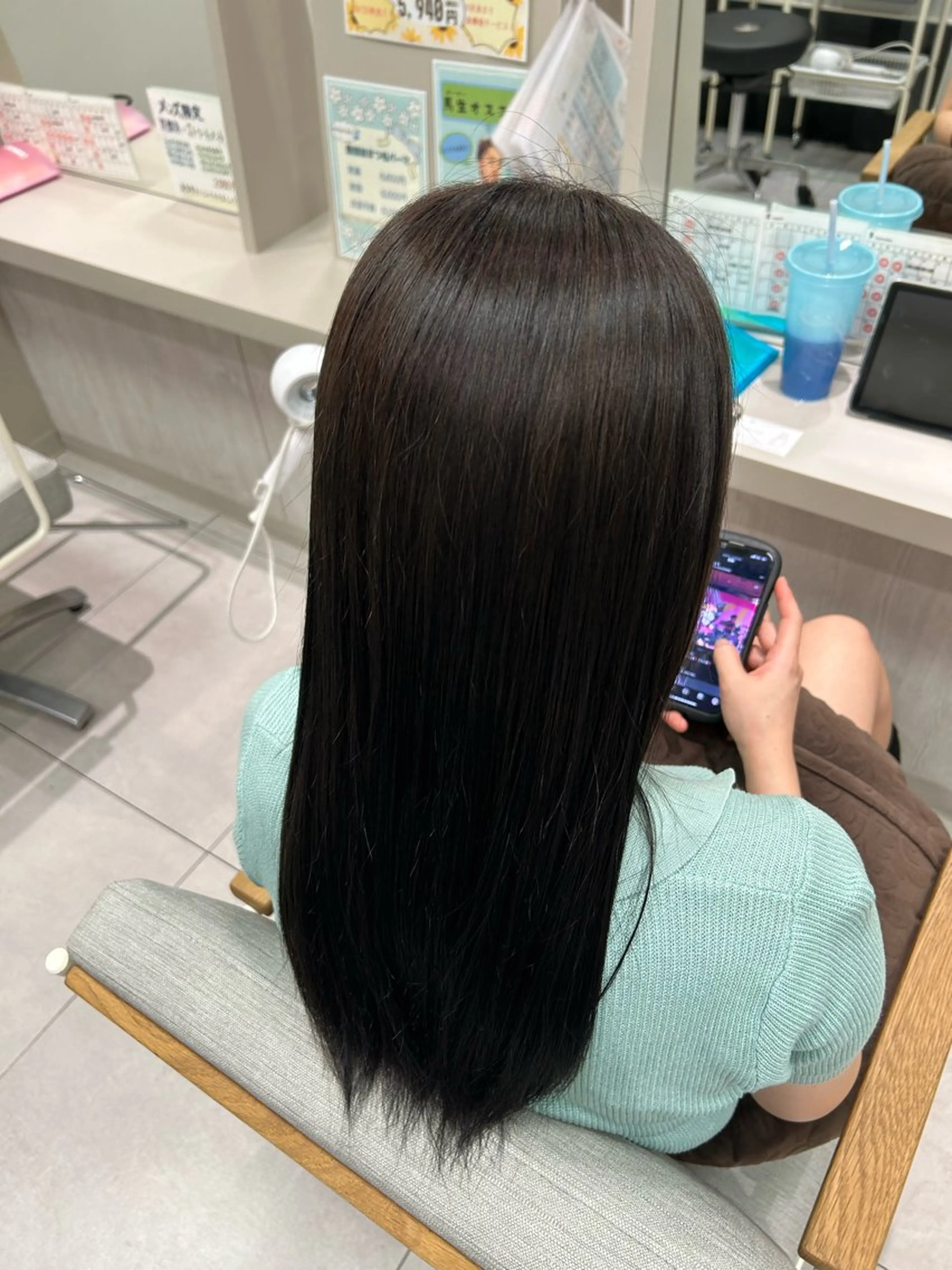 【👑期間限定👑】ワンカラー(ブリーチ無し)+クオリアトリートメントの写真