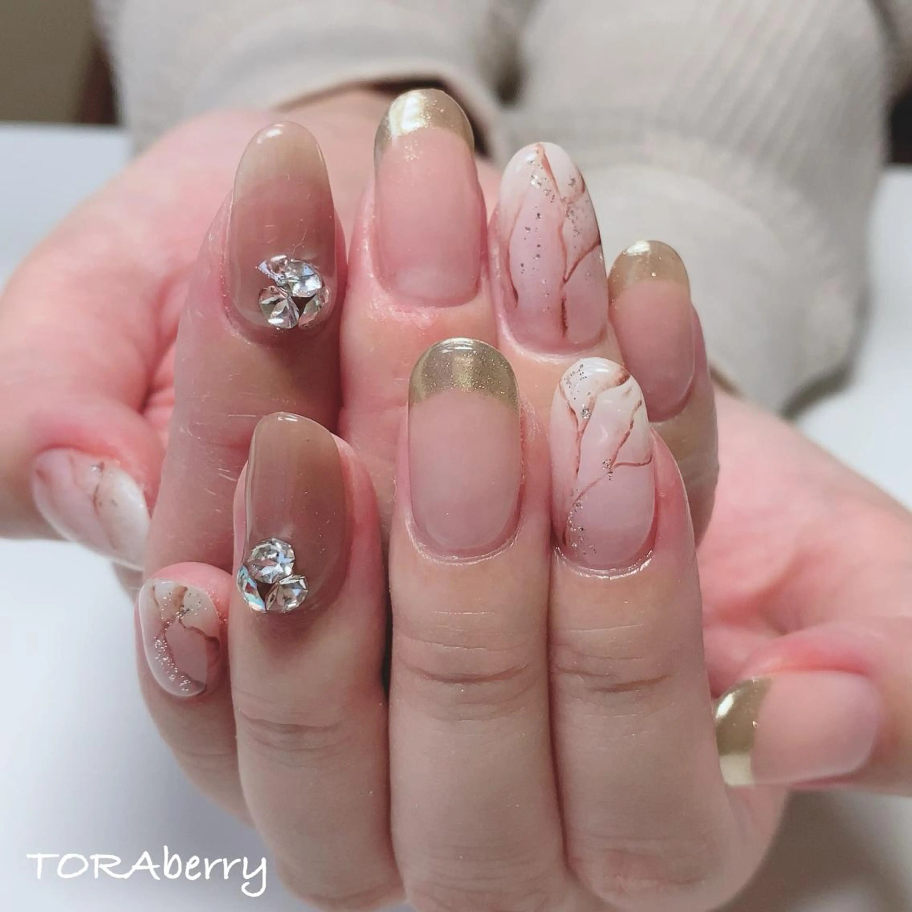 ネイル ハンドネイル ネイリスト なつみのネイルデザイン