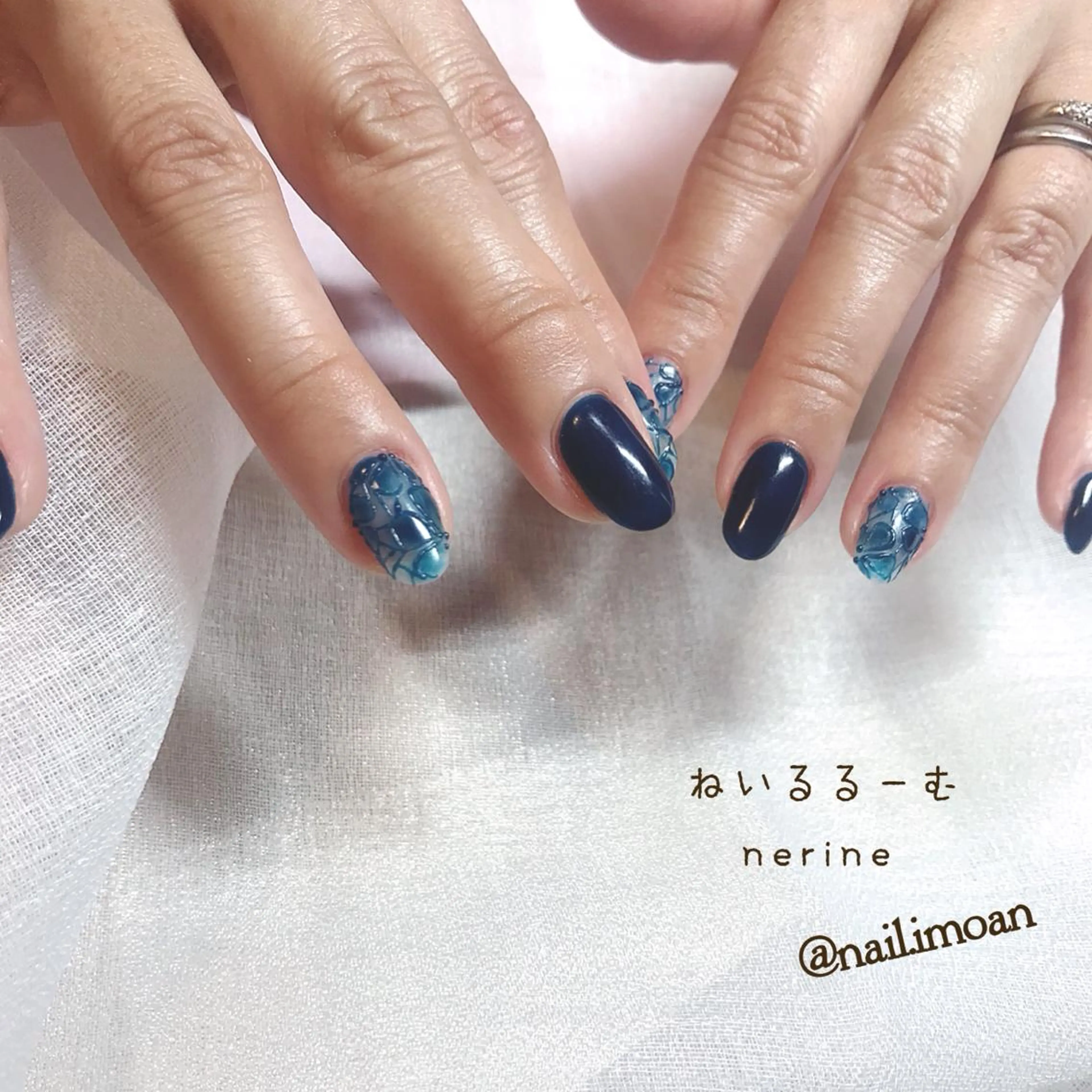 ネイル フラワーネイル ネイビー NAILST Naomiのネイルデザイン