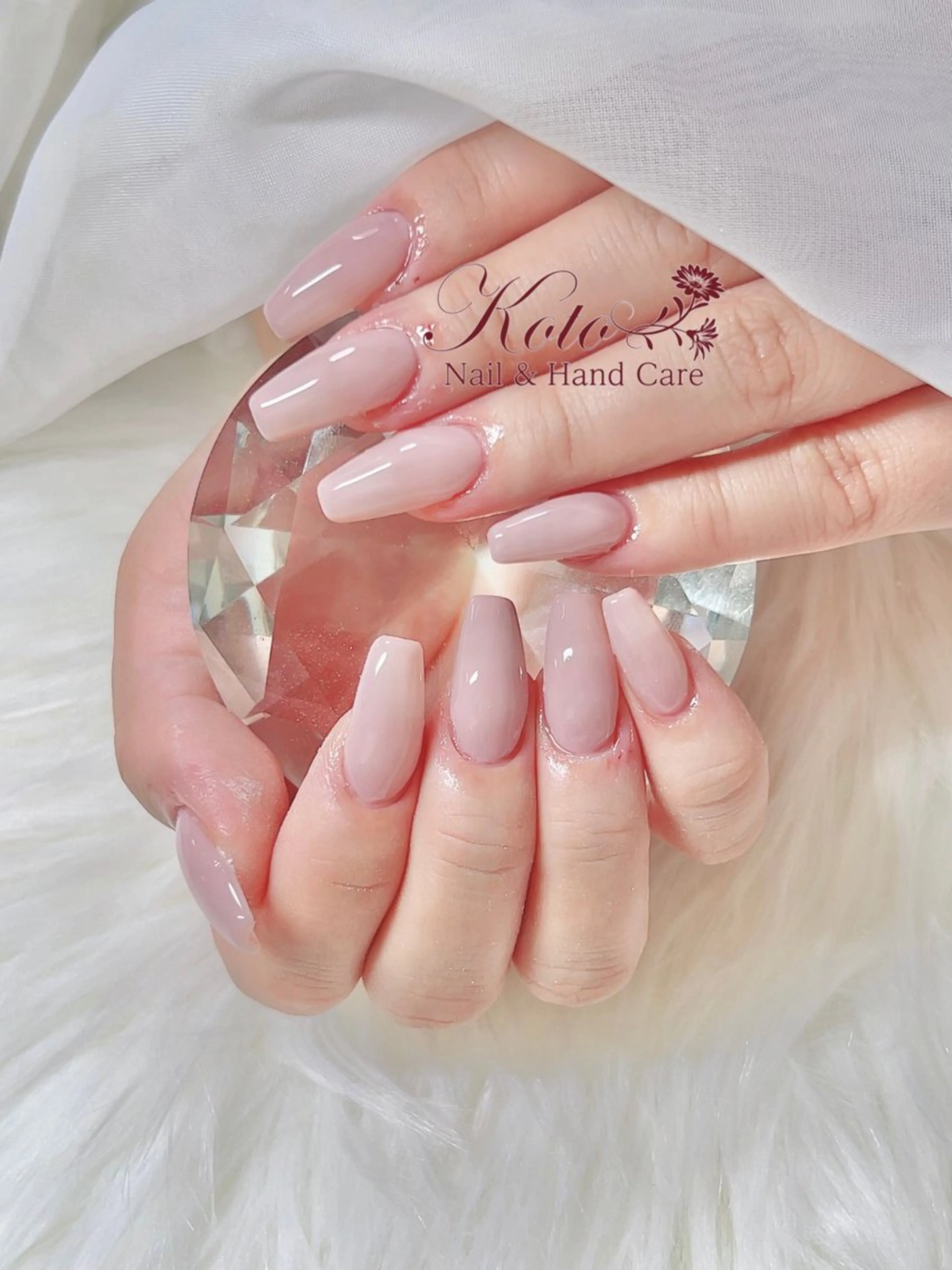 ネイル 長さ出し ジェルネイル 持ち込み ニュアンスネイル 赤色 ハンドネイル Nail Salon KOTOのネイルデザイン