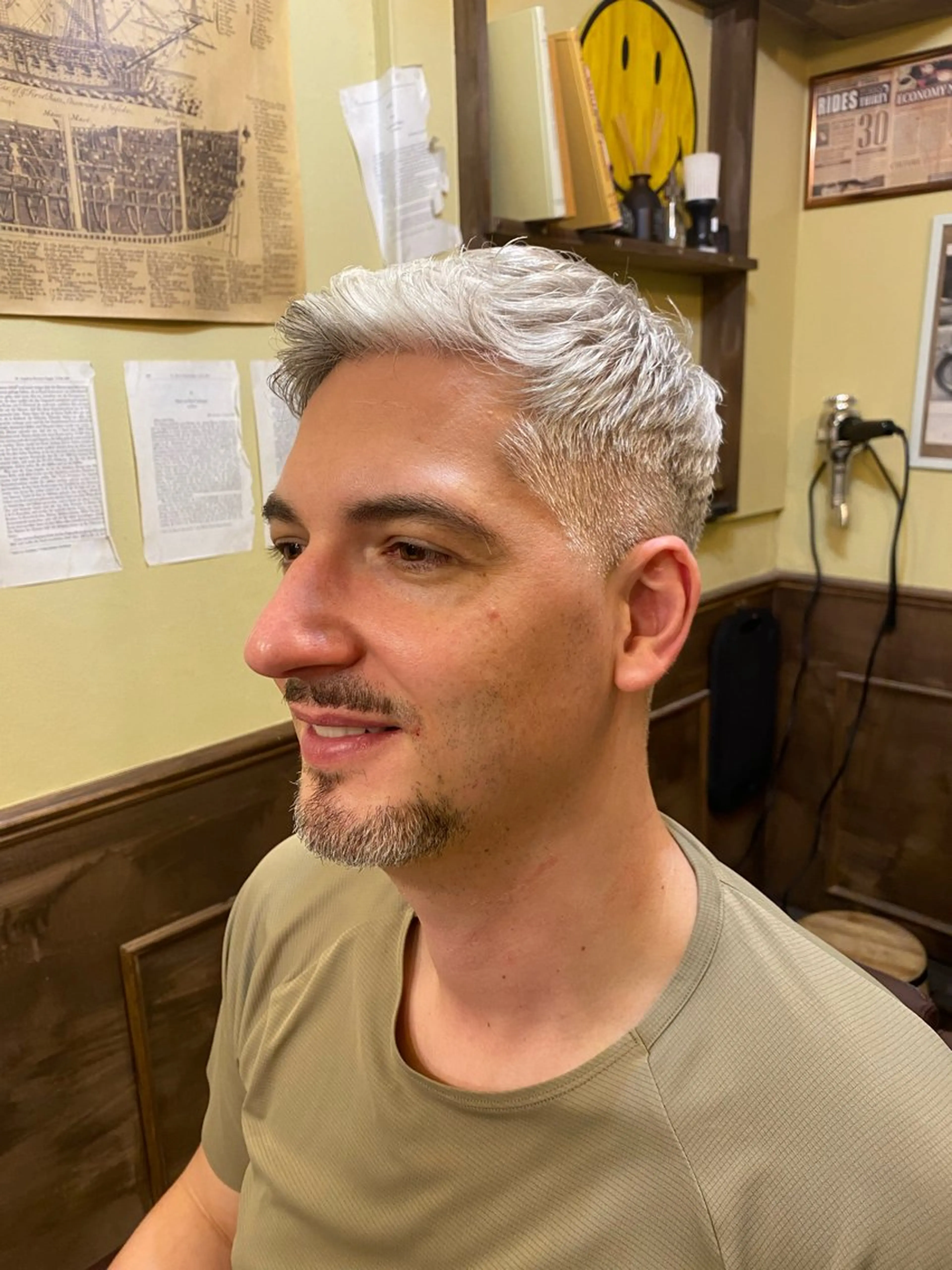 ショート メンズ 💈メンズカット 中野💈志賀 隼樹のヘアスタイル