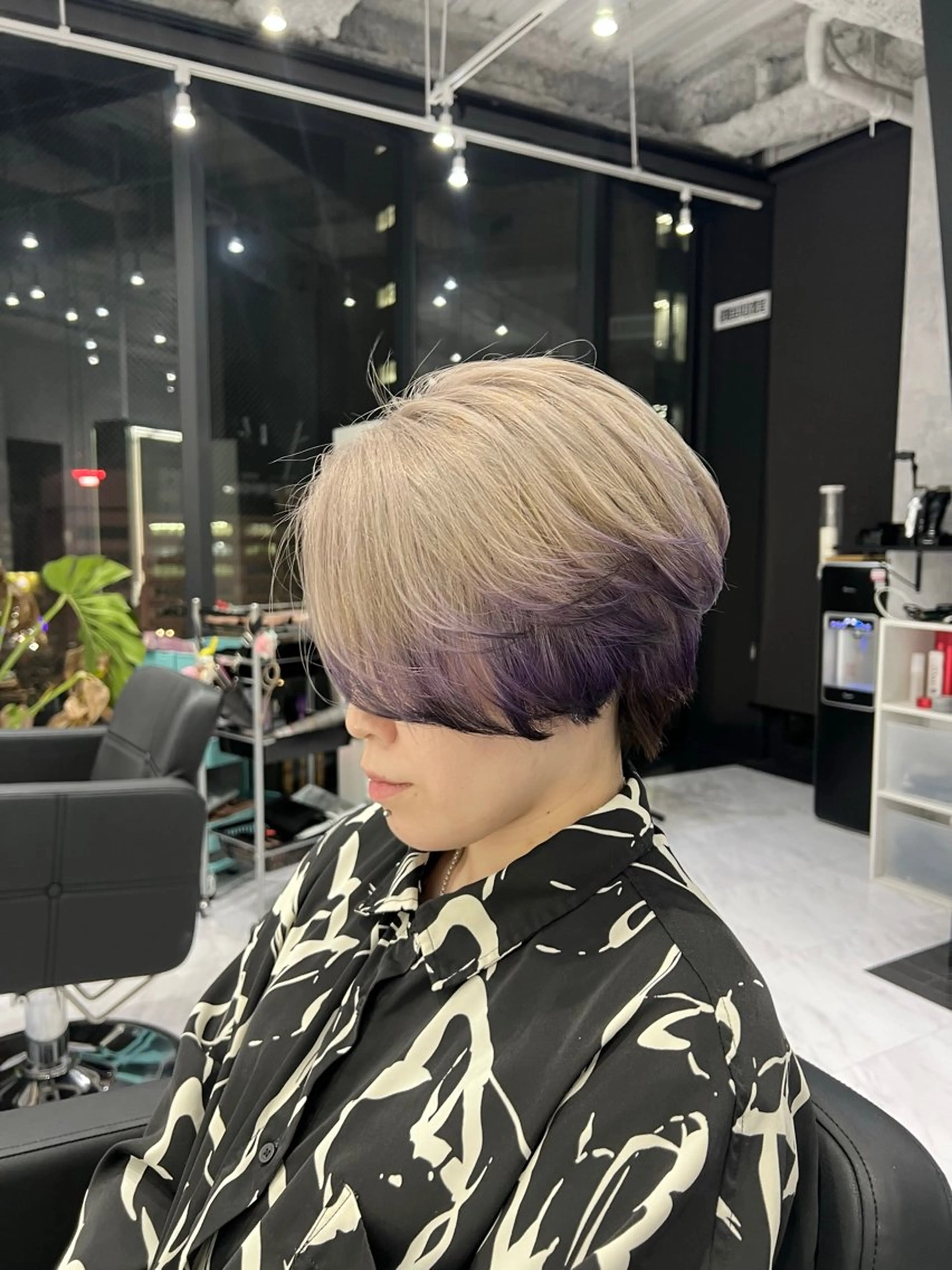 カラー SALOWIN栄 高須大貴のヘアスタイル