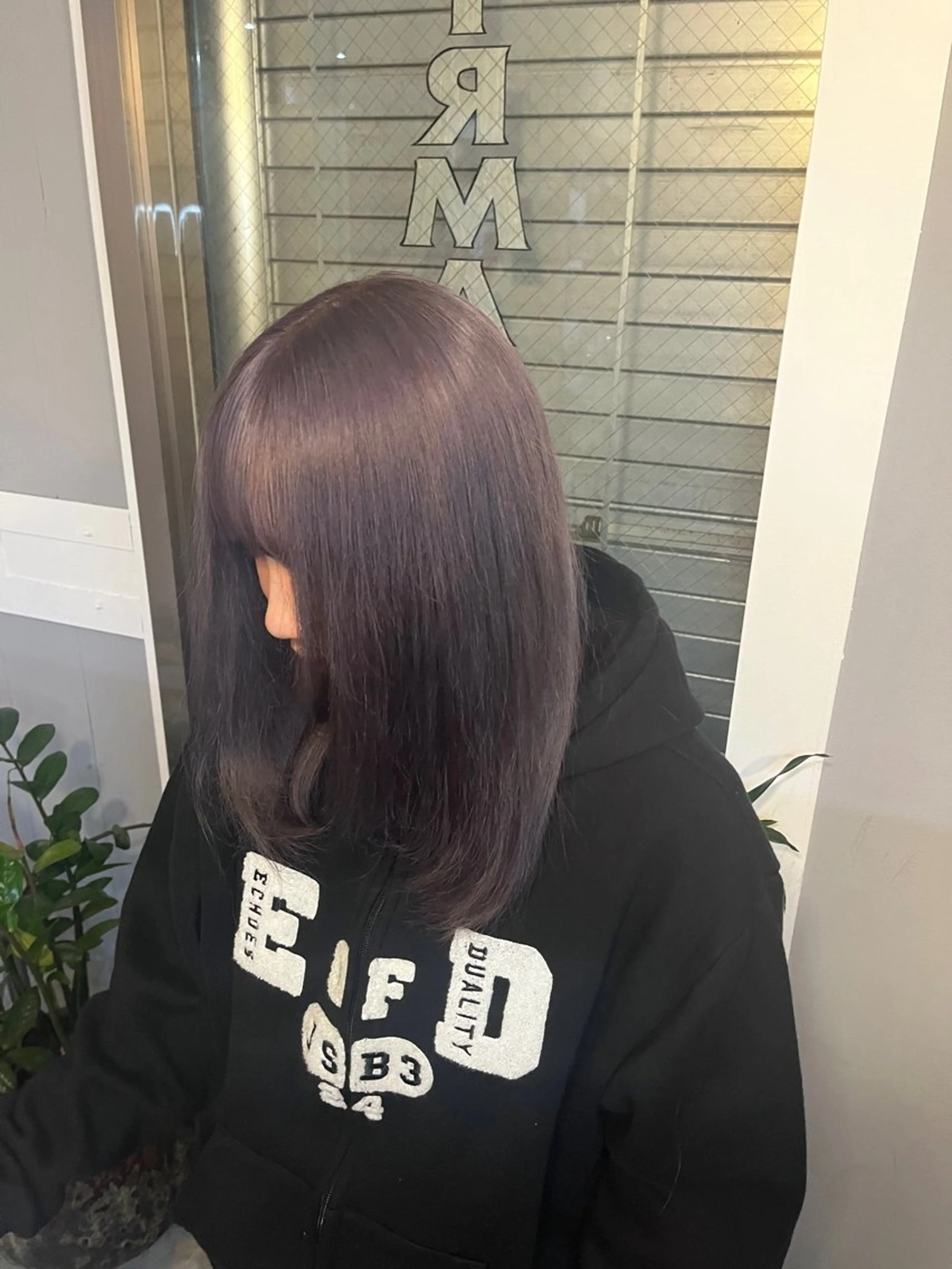 ミディアム miloc naha ナナカのヘアスタイル
