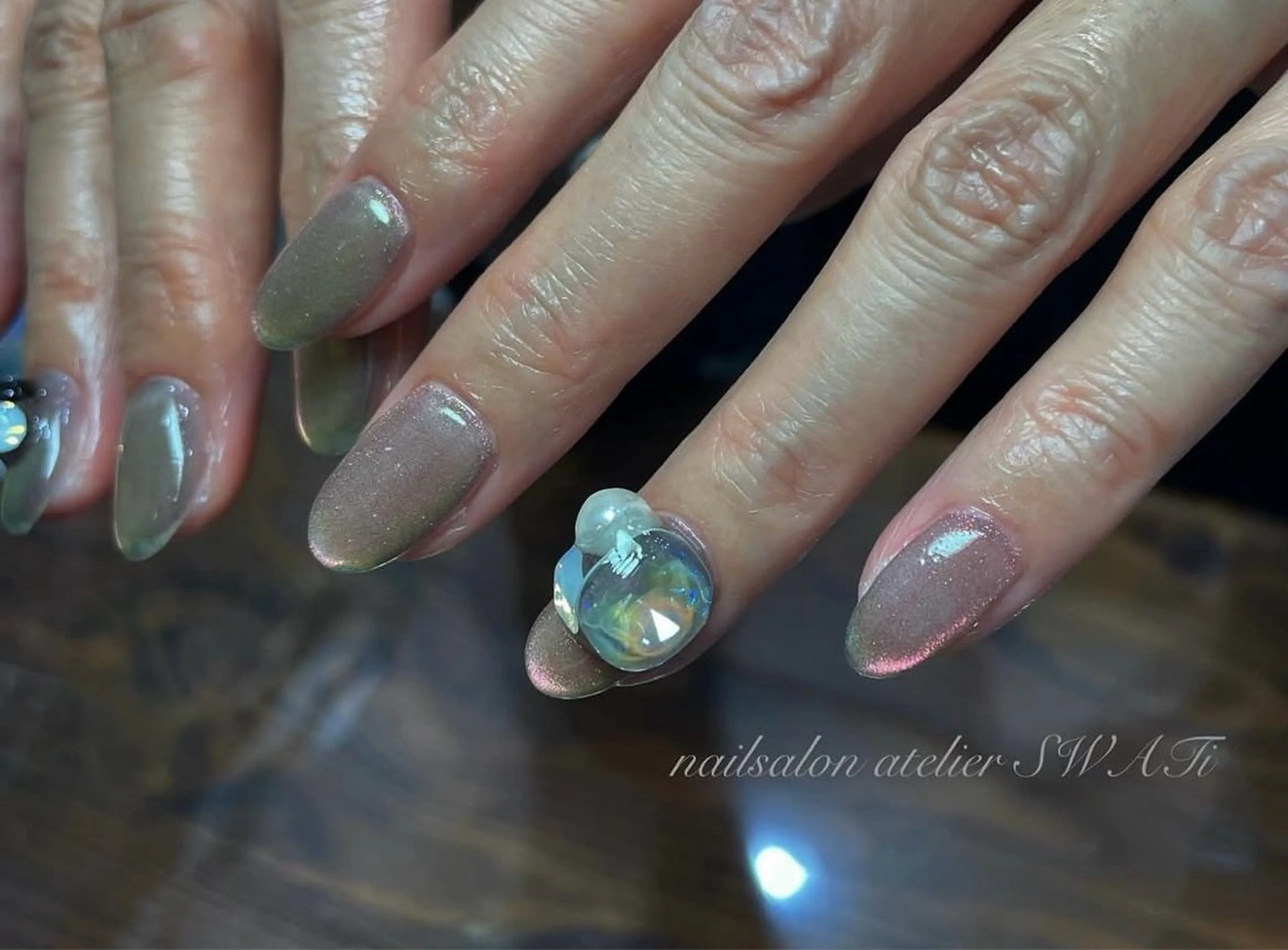 ネイル ハンドネイル nailsalon SWATiのネイルデザイン