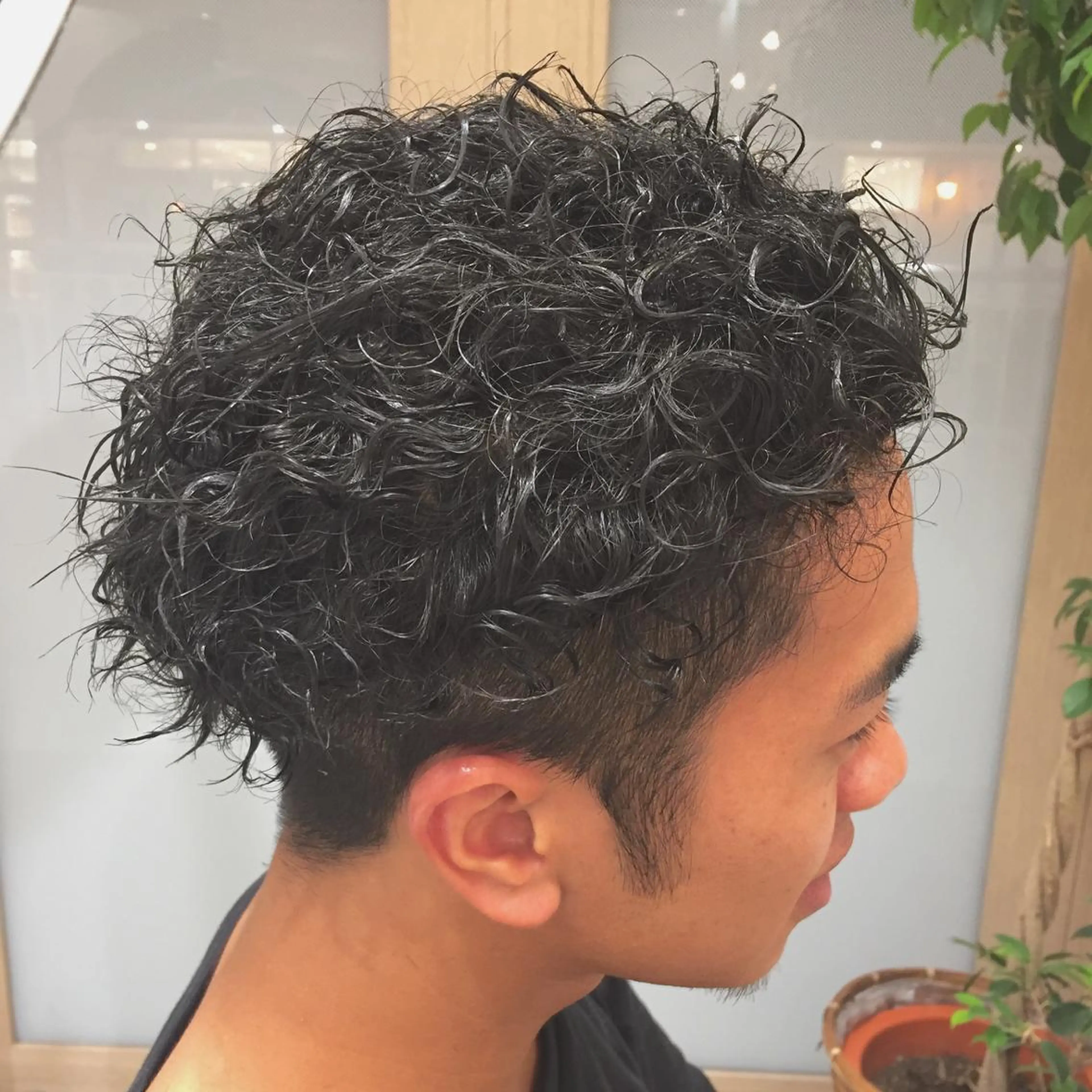 パーマ メンズ 下川 由貴のヘアスタイル