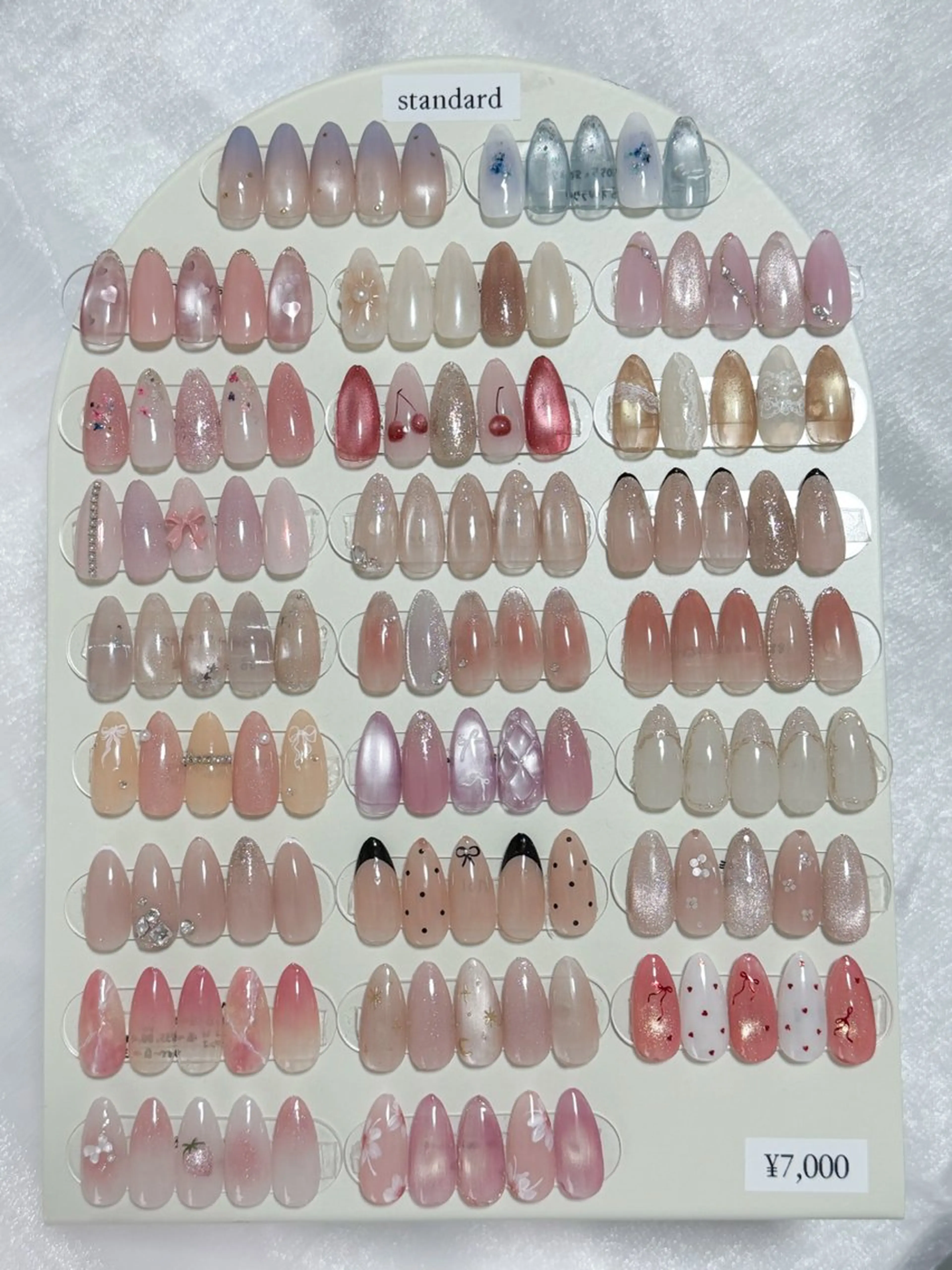 ネイル ハンドネイル miryeonail ミリョネイルのネイルデザイン