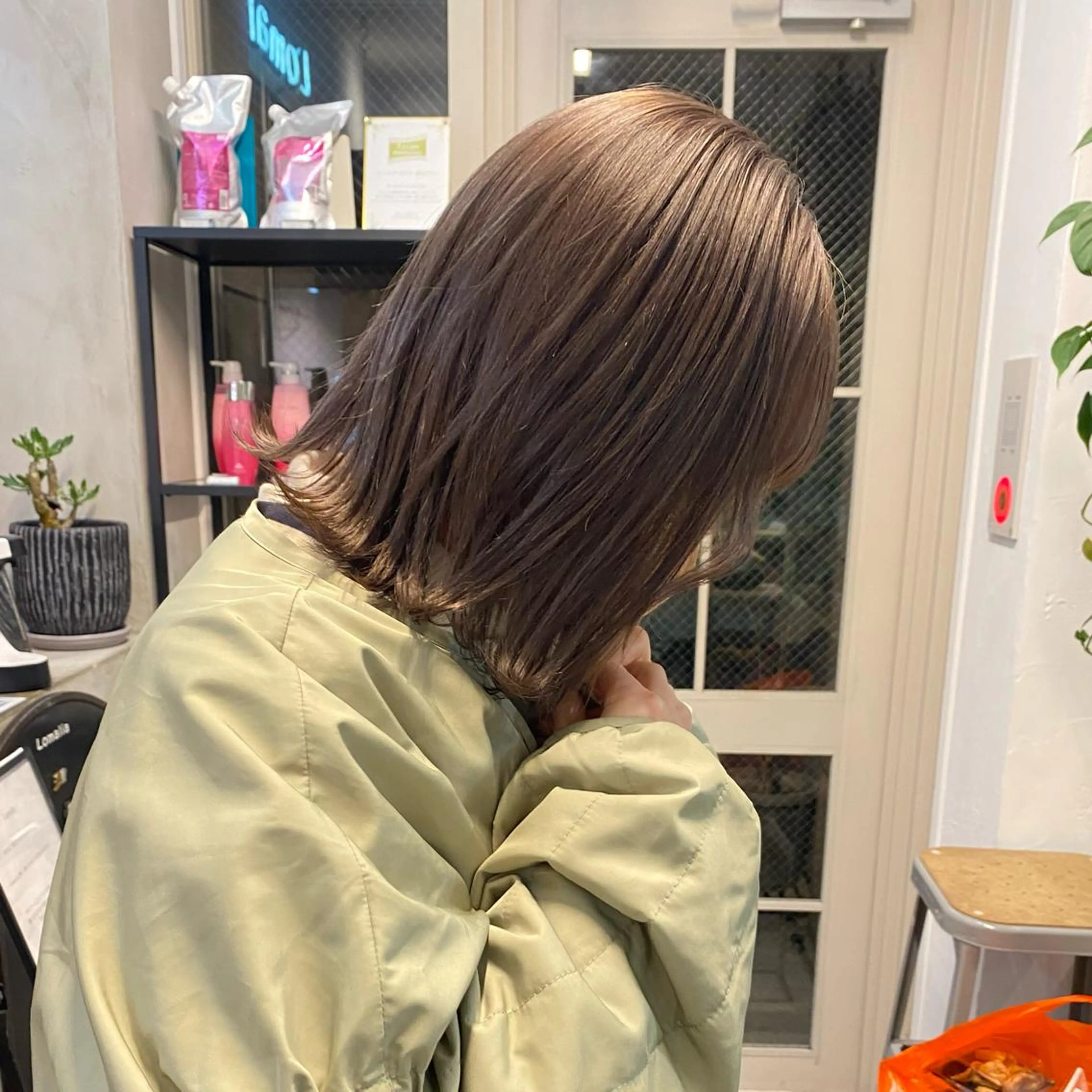 ミディアム カラー ヘアアレンジ ブリーチ ハイトーンカラー 縮毛矯正/透け感 カラー🎀♡mariのヘアスタイル