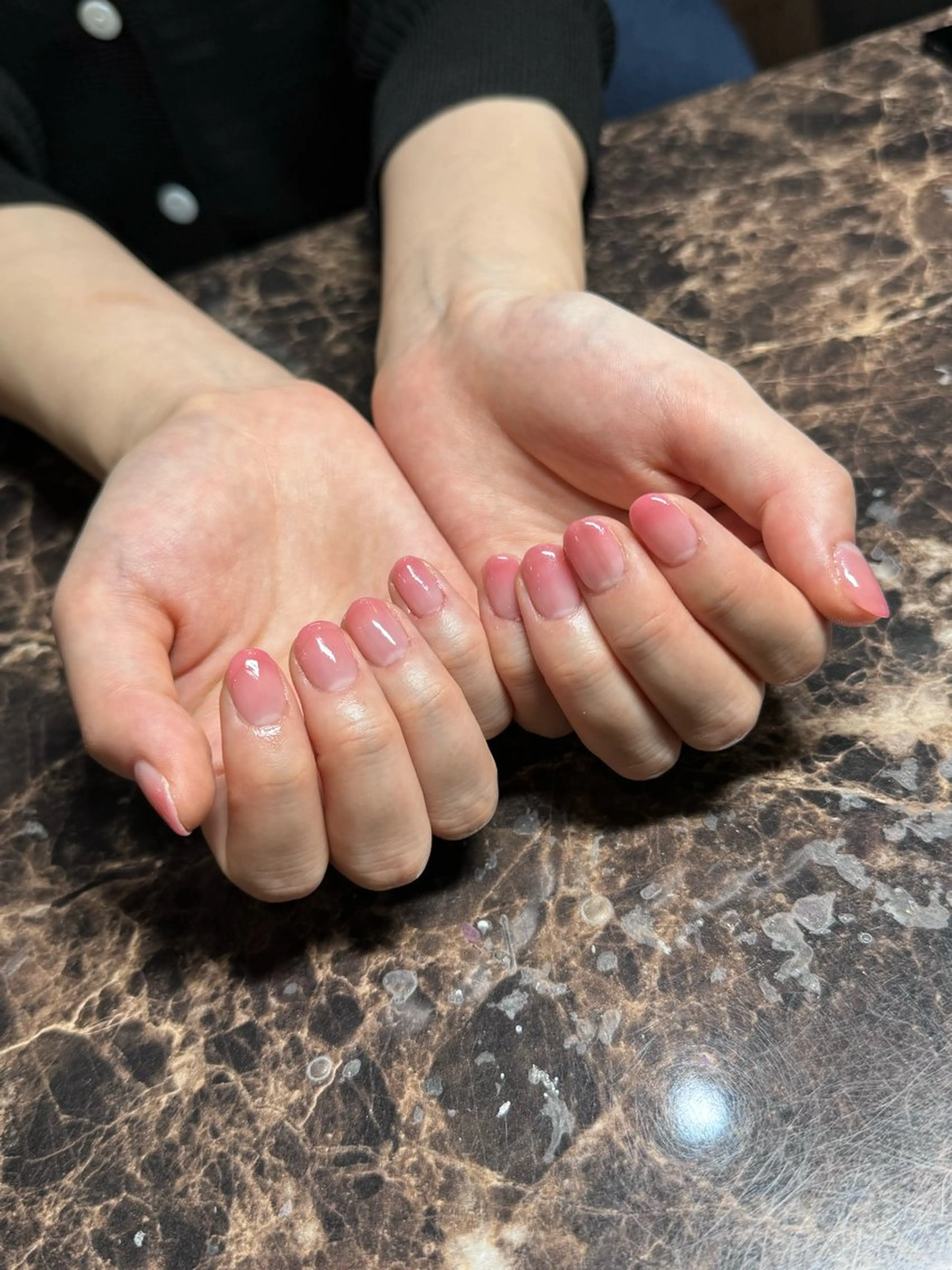 ネイル グラデーション ピンク ハンドネイル IROHA NAIL Mihoのネイルデザイン