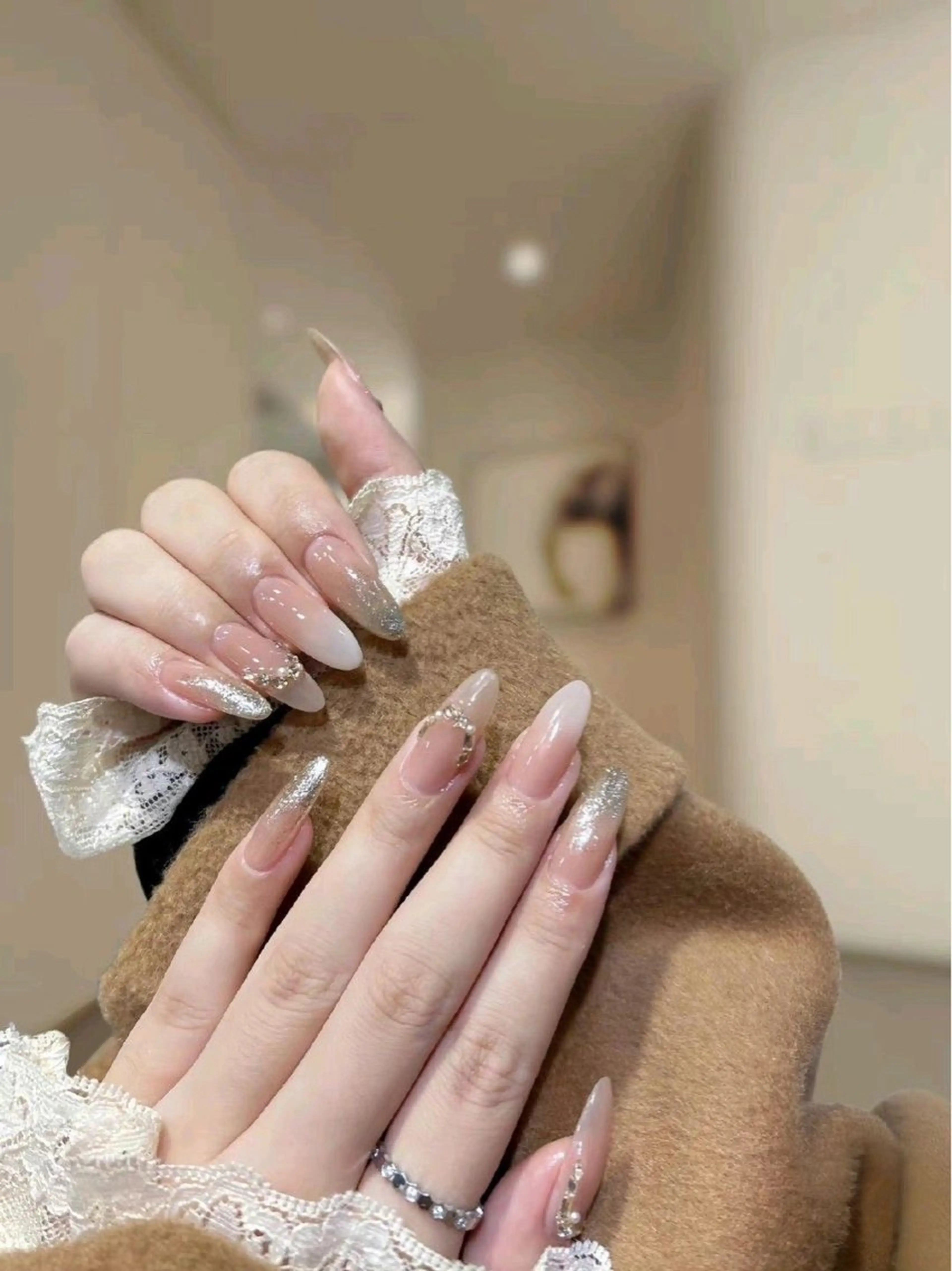 カラー グラデーションカラー ピンクカラー ハンドネイル AIN Nailのネイルデザイン