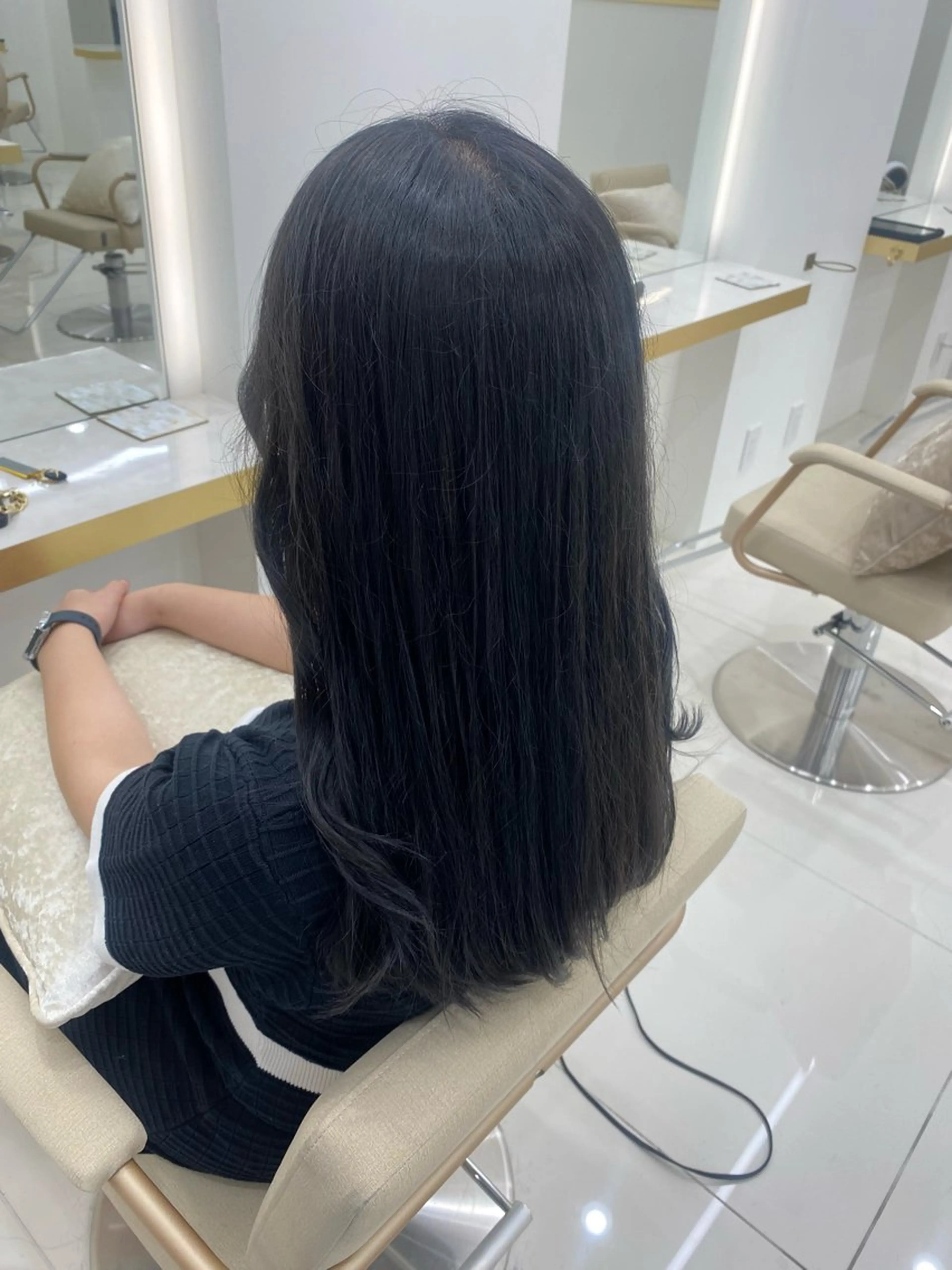 ロング ami 大人モテ/レイヤーのヘアスタイル