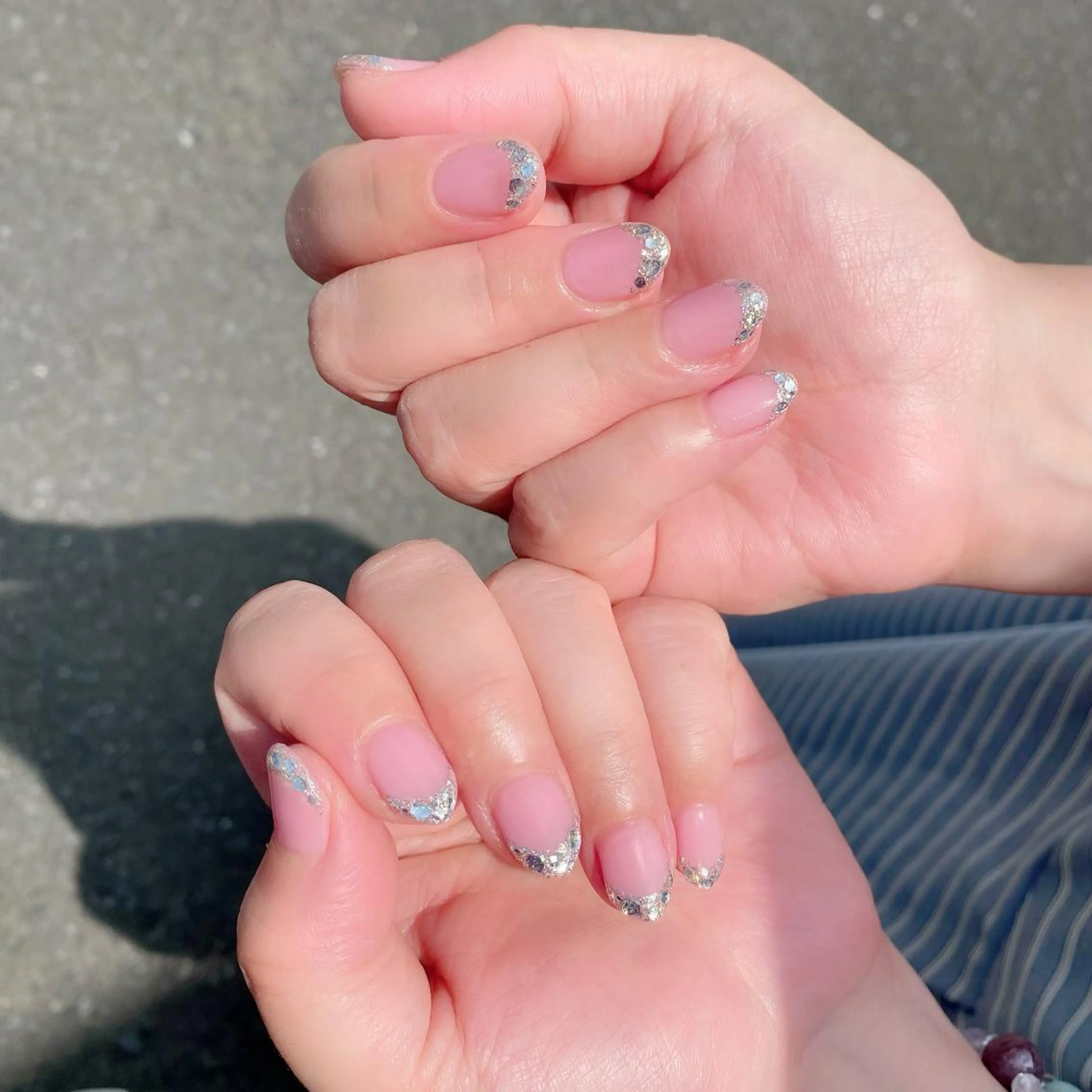 ミディアム カラー パーマ ヘアアレンジ メンズ キッズ ネイル マツエク・マツパ アイブロウ 眉カラー パリジェンヌラッシュリフト まつげパーマ フレンチネイル ガラスフレンチ ハンドネイル Salon Ｋのネイルデザイン