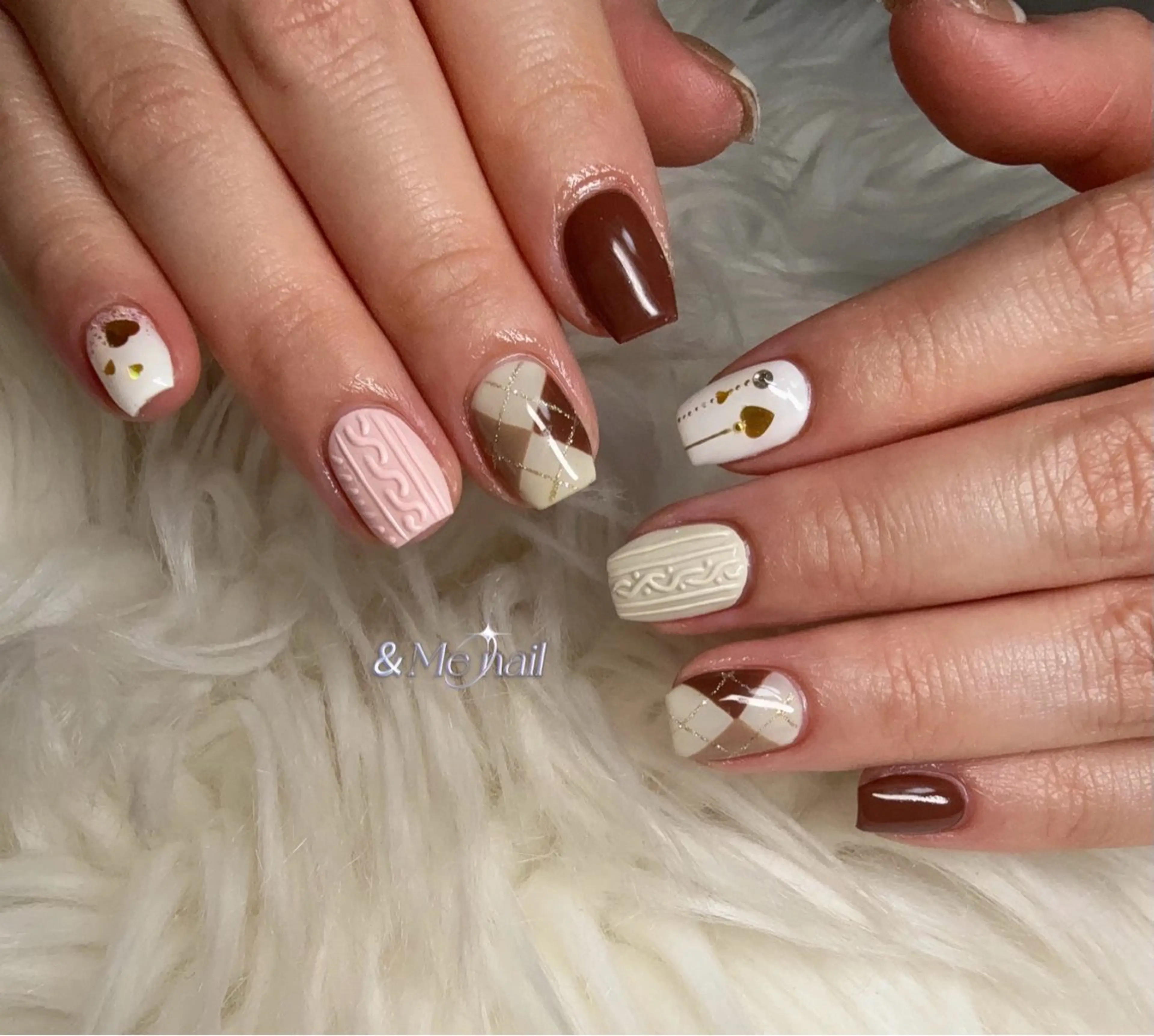 ネイル &ME ネイルサロンのネイルデザイン
