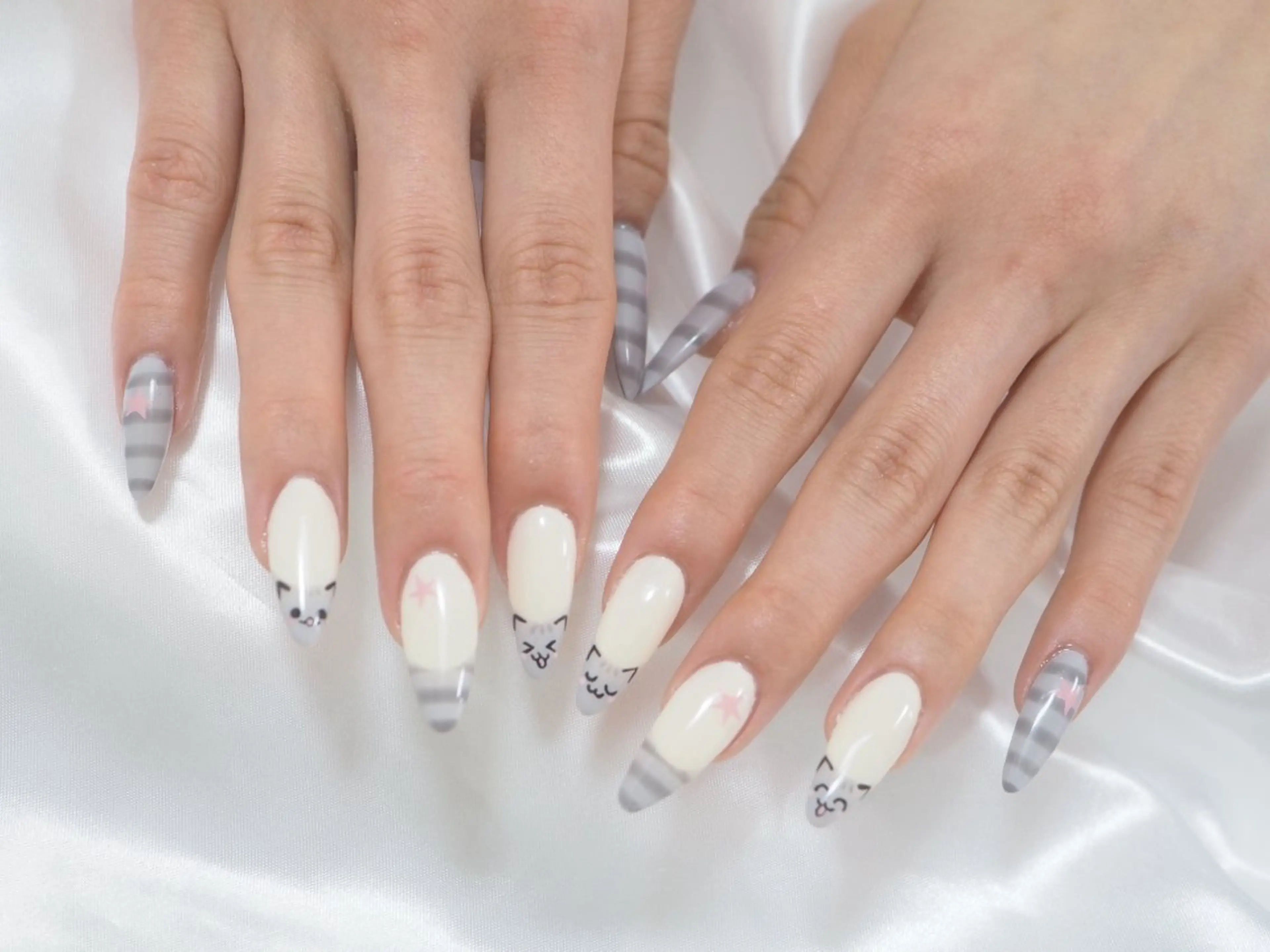 ネイル ハンドネイル 上田 佳那美のネイルデザイン