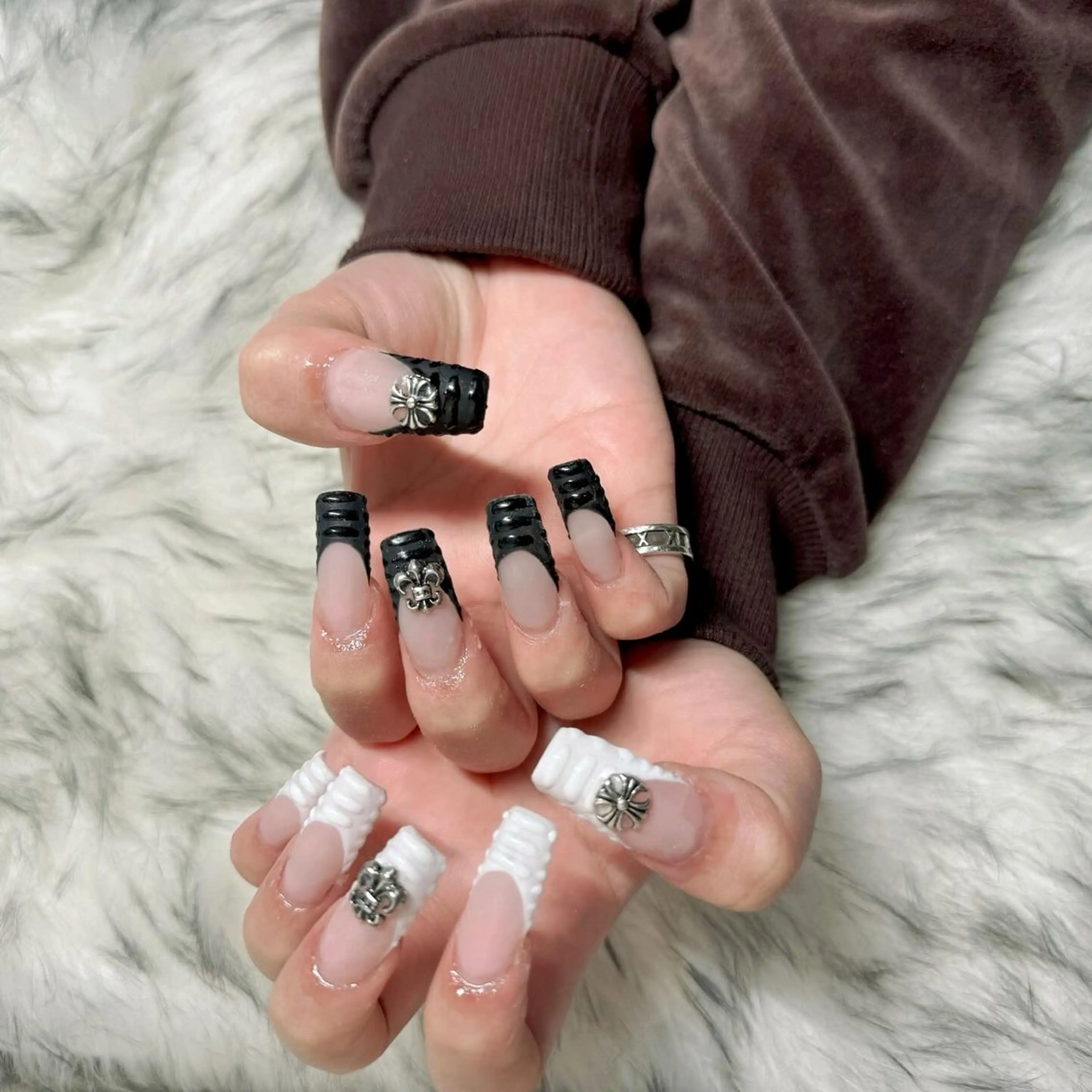 ロング ハンドネイル mao .のネイルデザイン