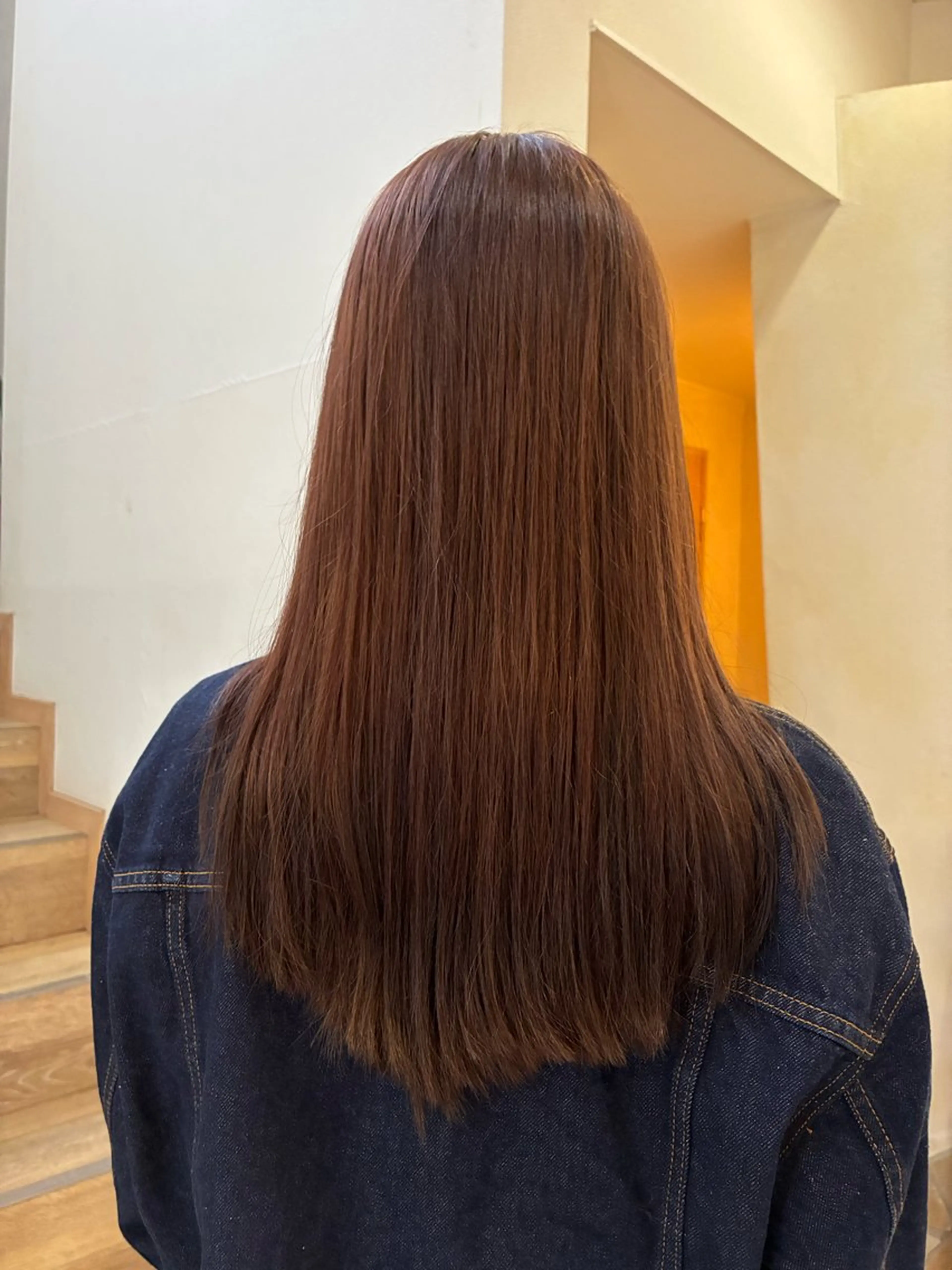 カラー ヘアカラー 鳥居 零菜のヘアスタイル