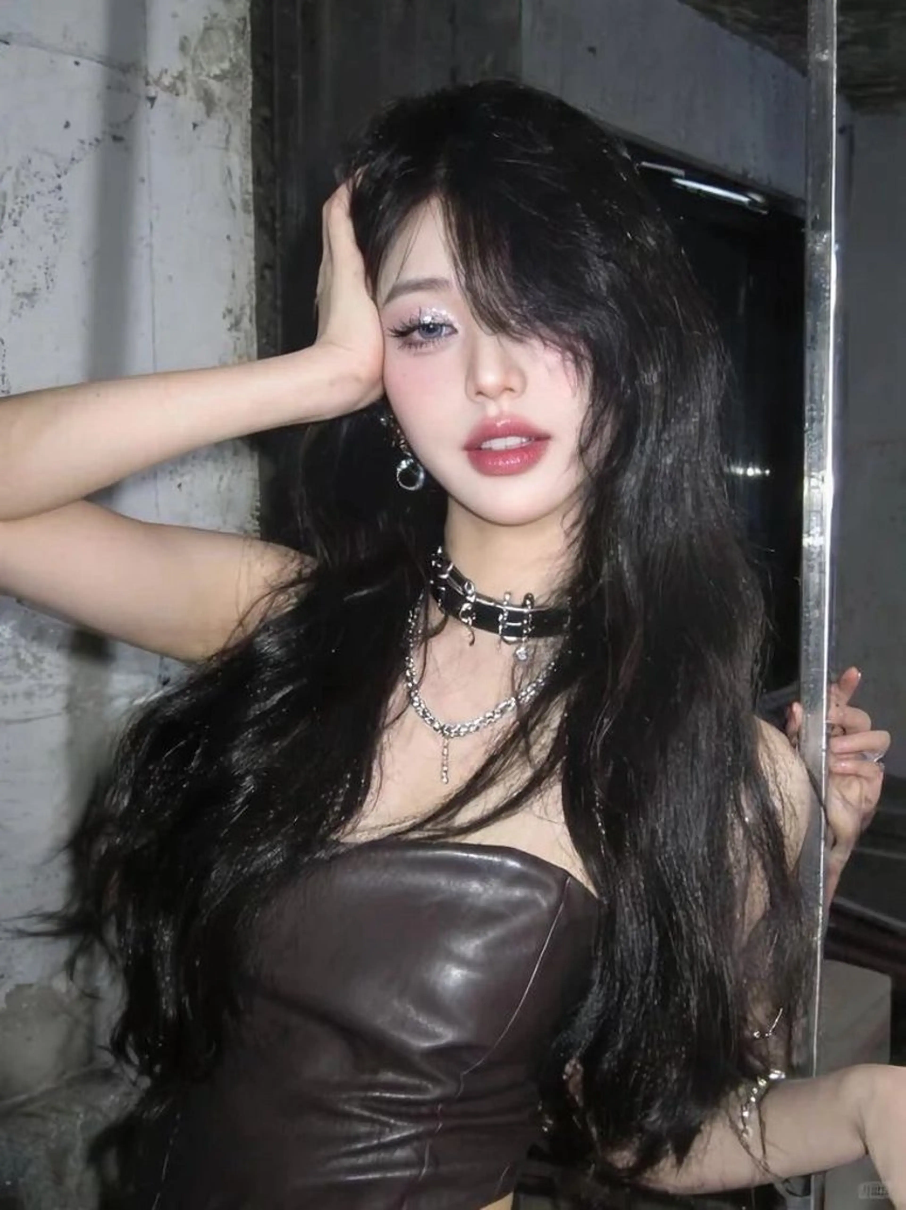 セミロング カラー ショコラグレージュ 透明感カラー グレージュ カット ヘアカラー トリートメント 原宿／ワンホンヘア SAAYA🖤のヘアスタイル