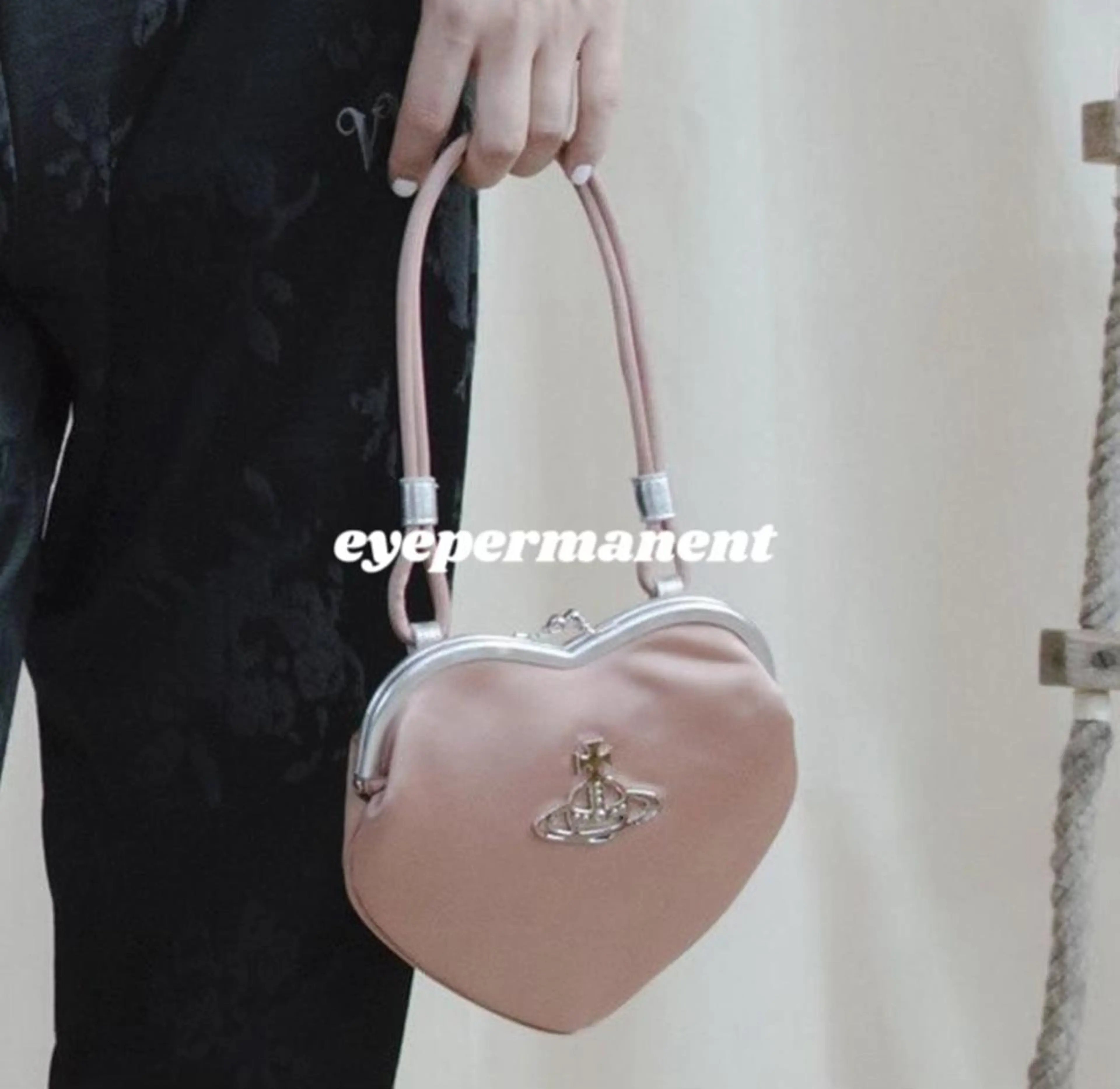 マツエク・マツパ マツパ mona 🎀韓国まつパ/眉毛のマツエク・マツパデザイン